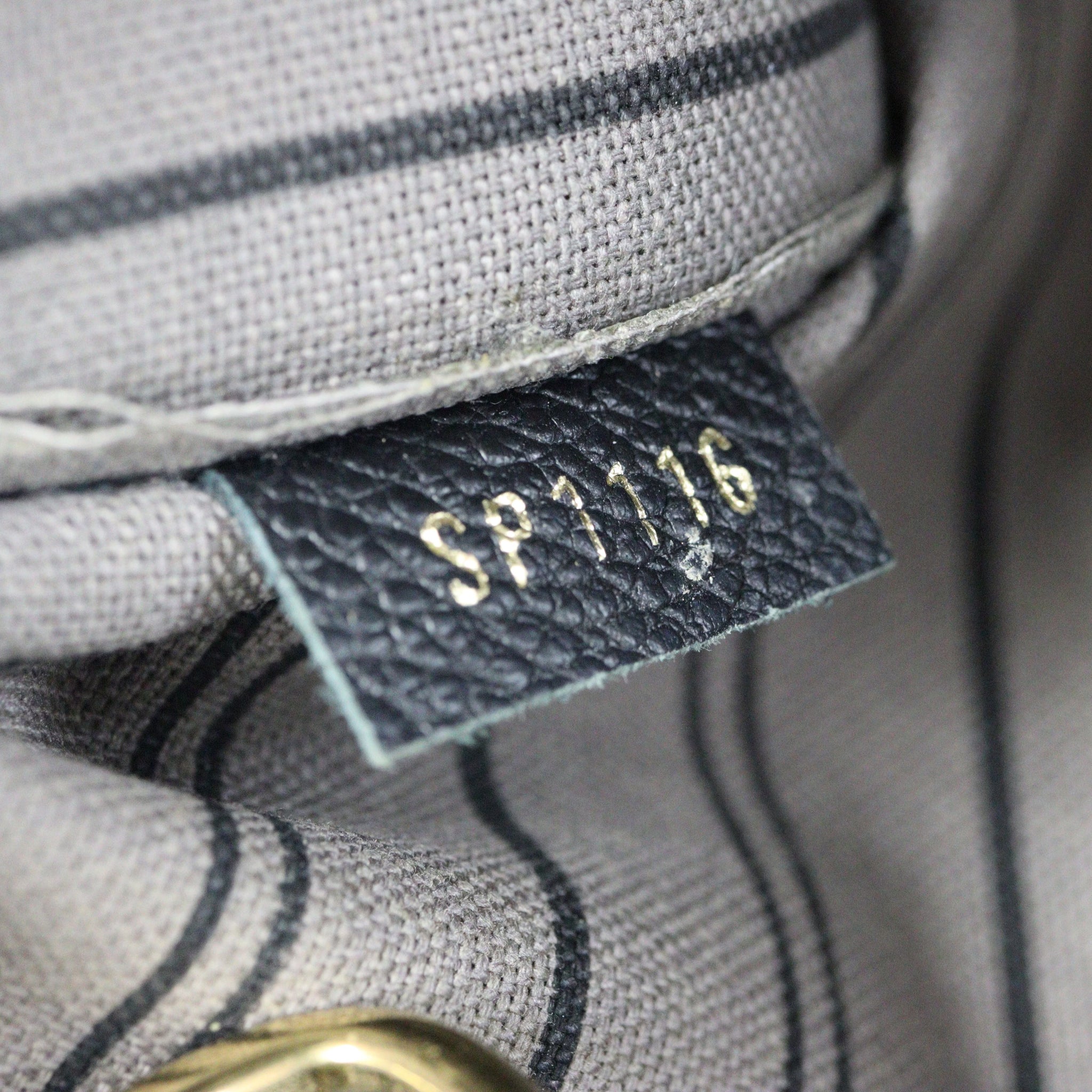 Louis Vuitton Montaigne MM Monogram Empreinte