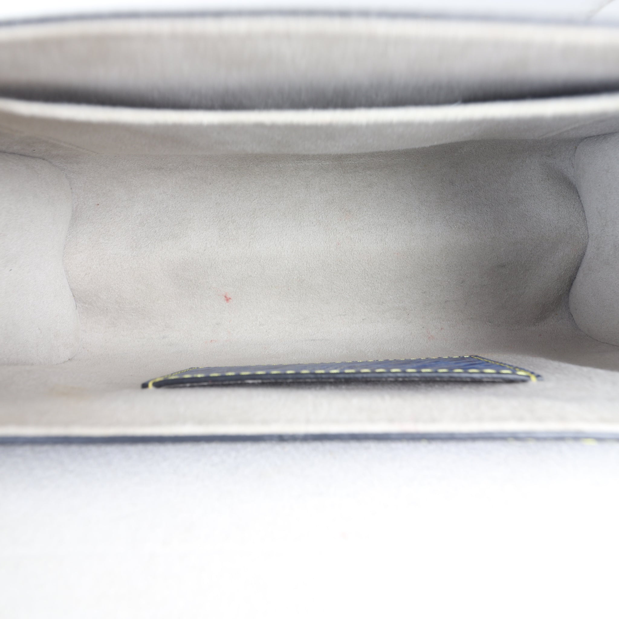 Louis Vuitton Twist MM Epi