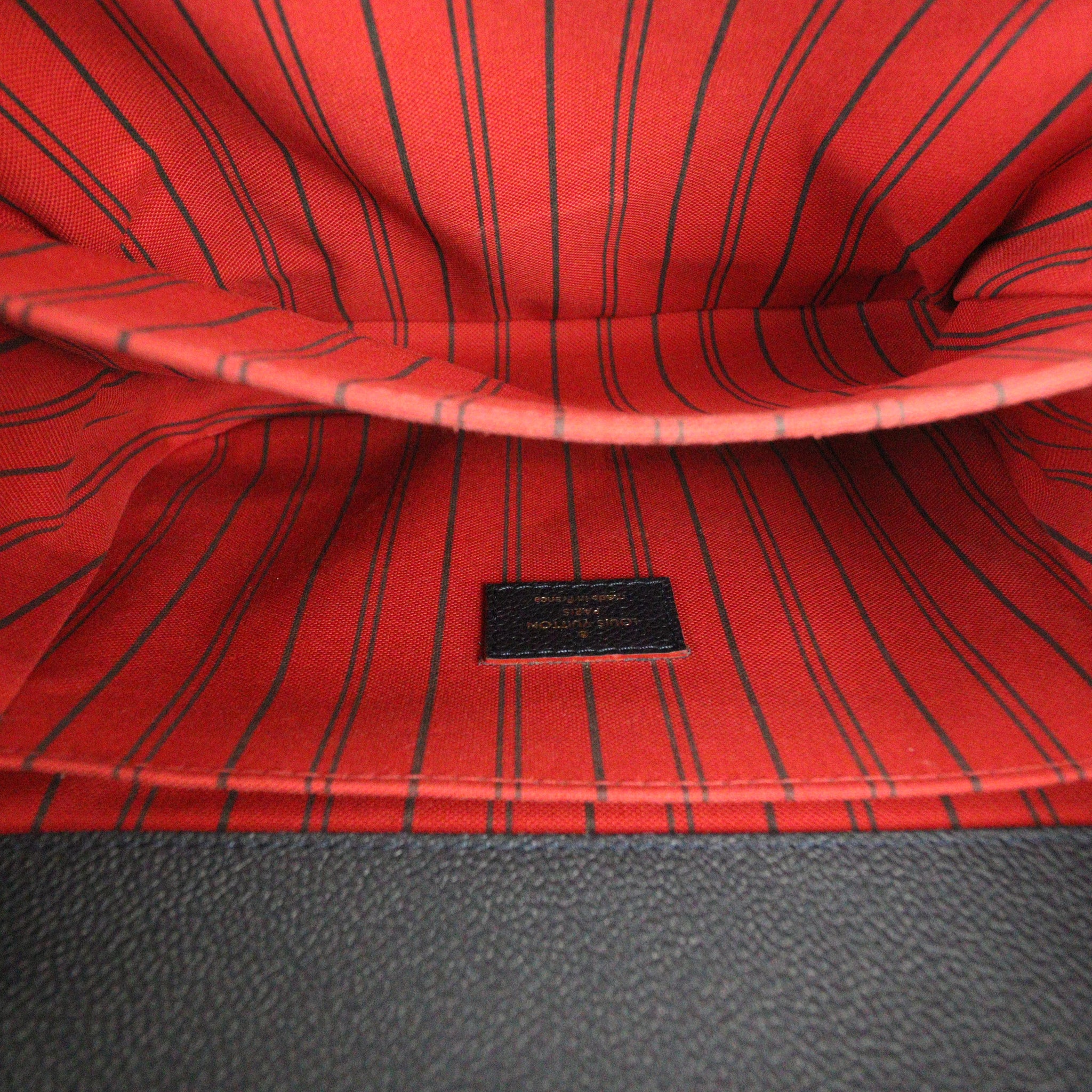 Louis Vuitton Pochette Metis Monogram Empreinte