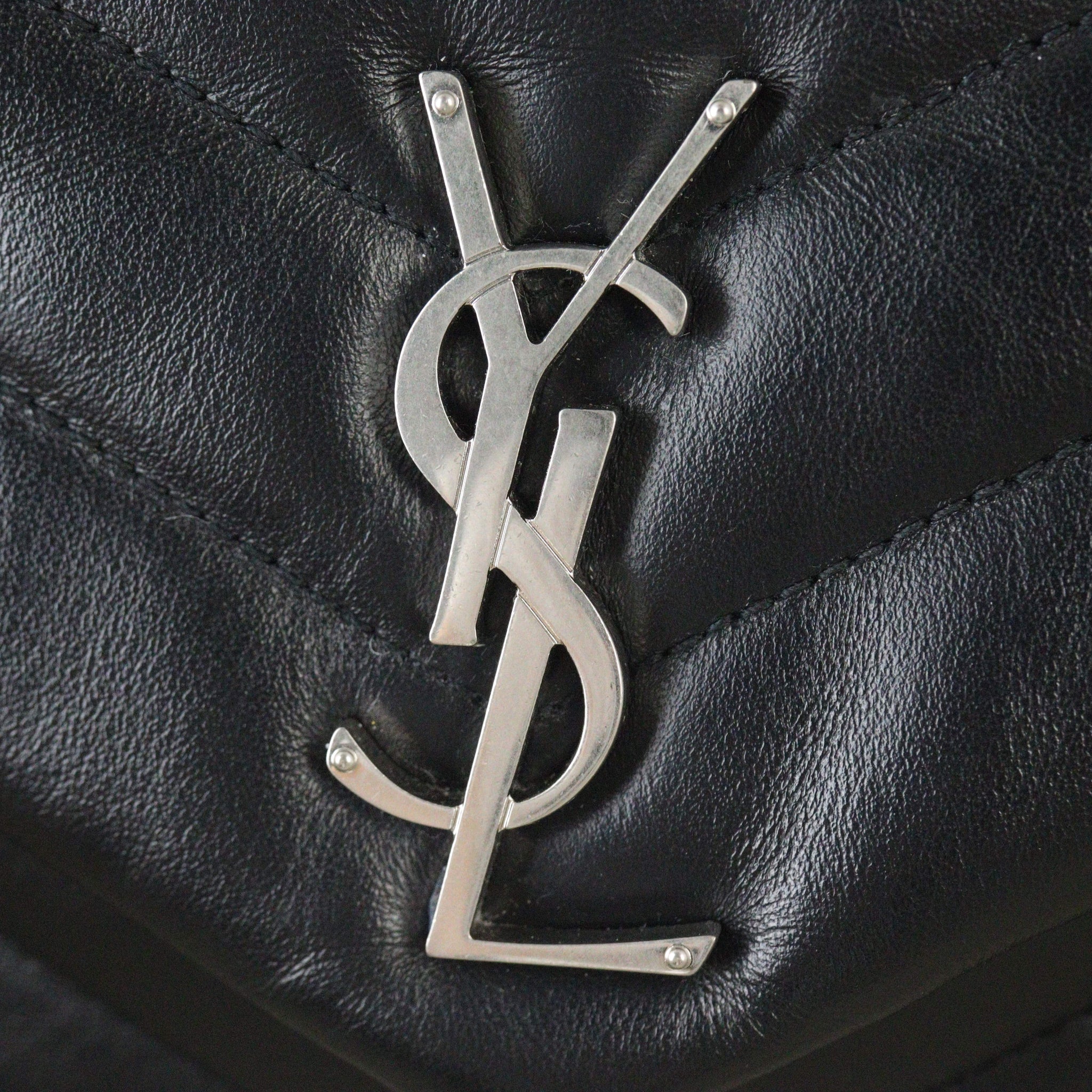 Saint Laurent Loulou Small