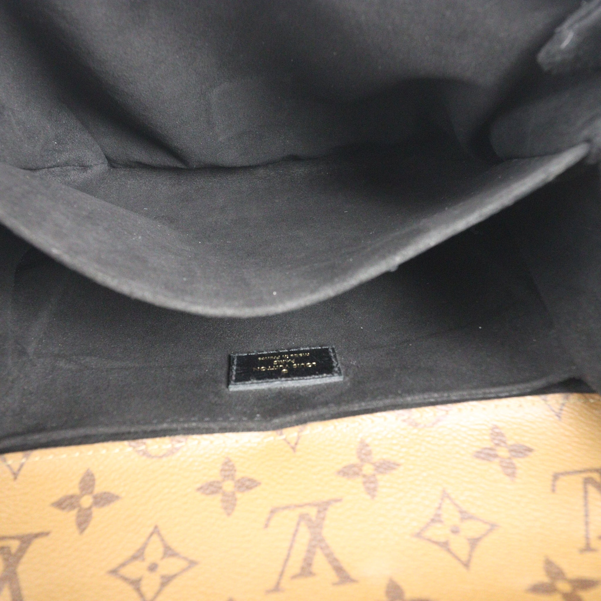 Louis Vuitton Pochette Metis Monogram Reverse
