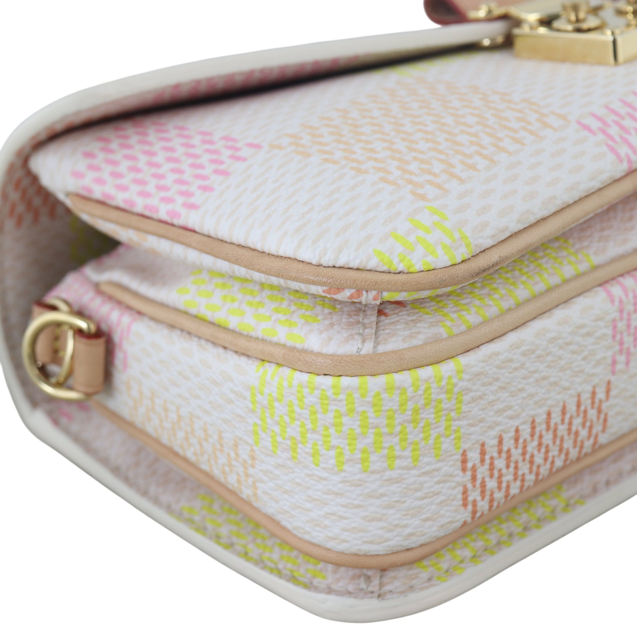 Louis Vuitton Pochette Metis East West Damierlicious