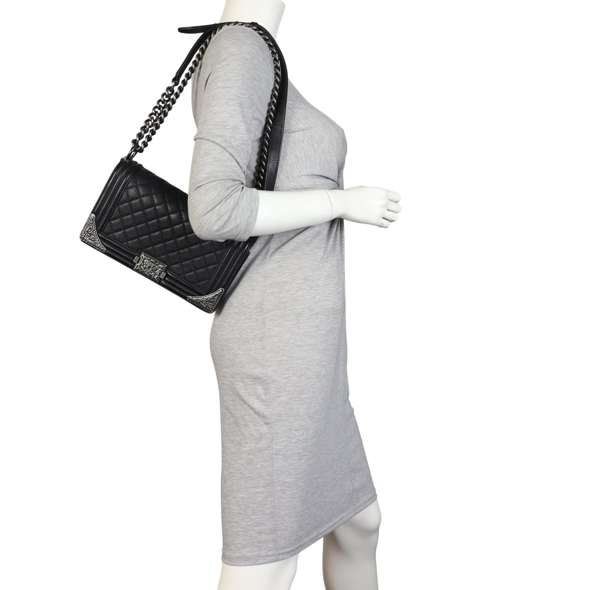 Chanel Boy Old Medium Paris-Dallas