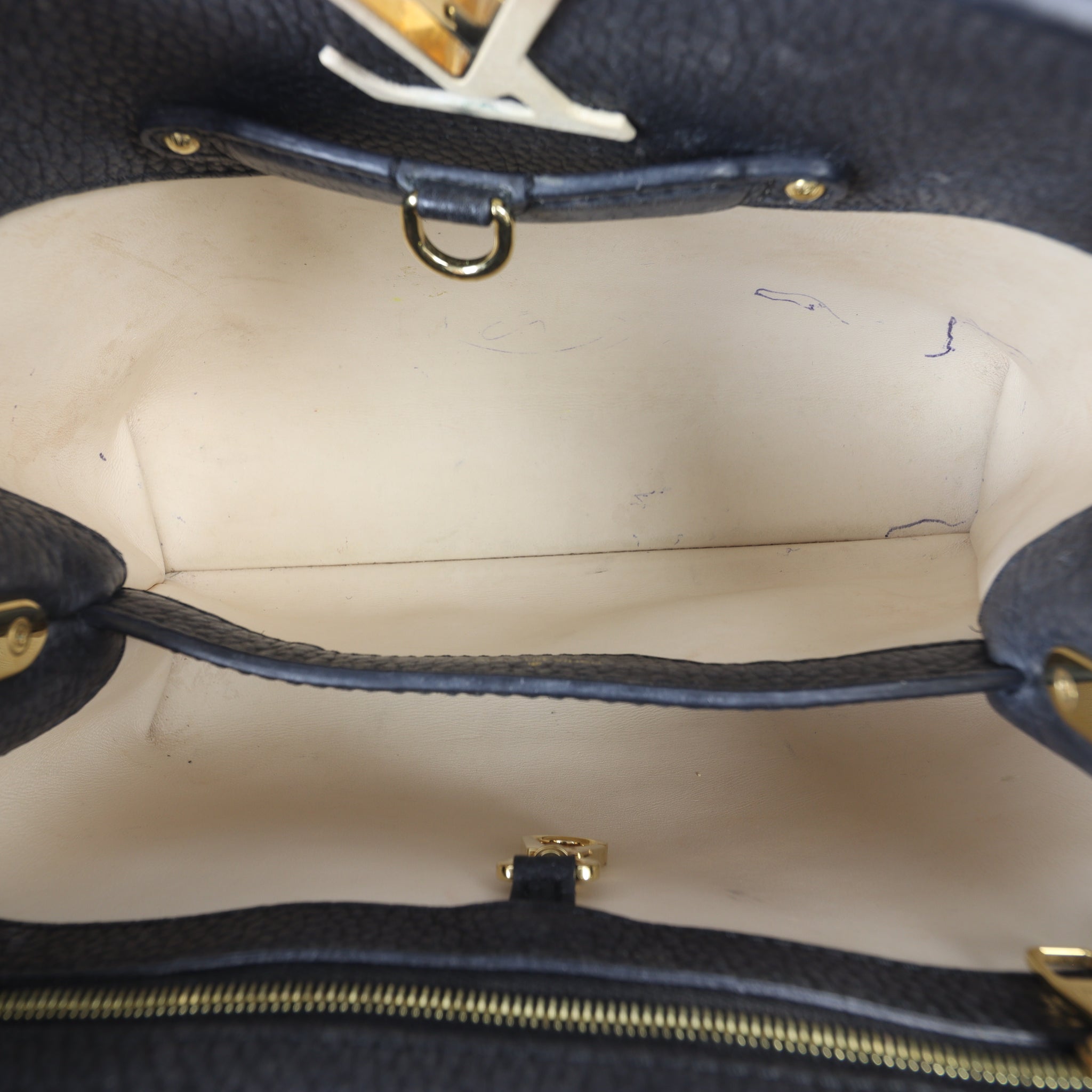 Louis Vuitton Capucines BB