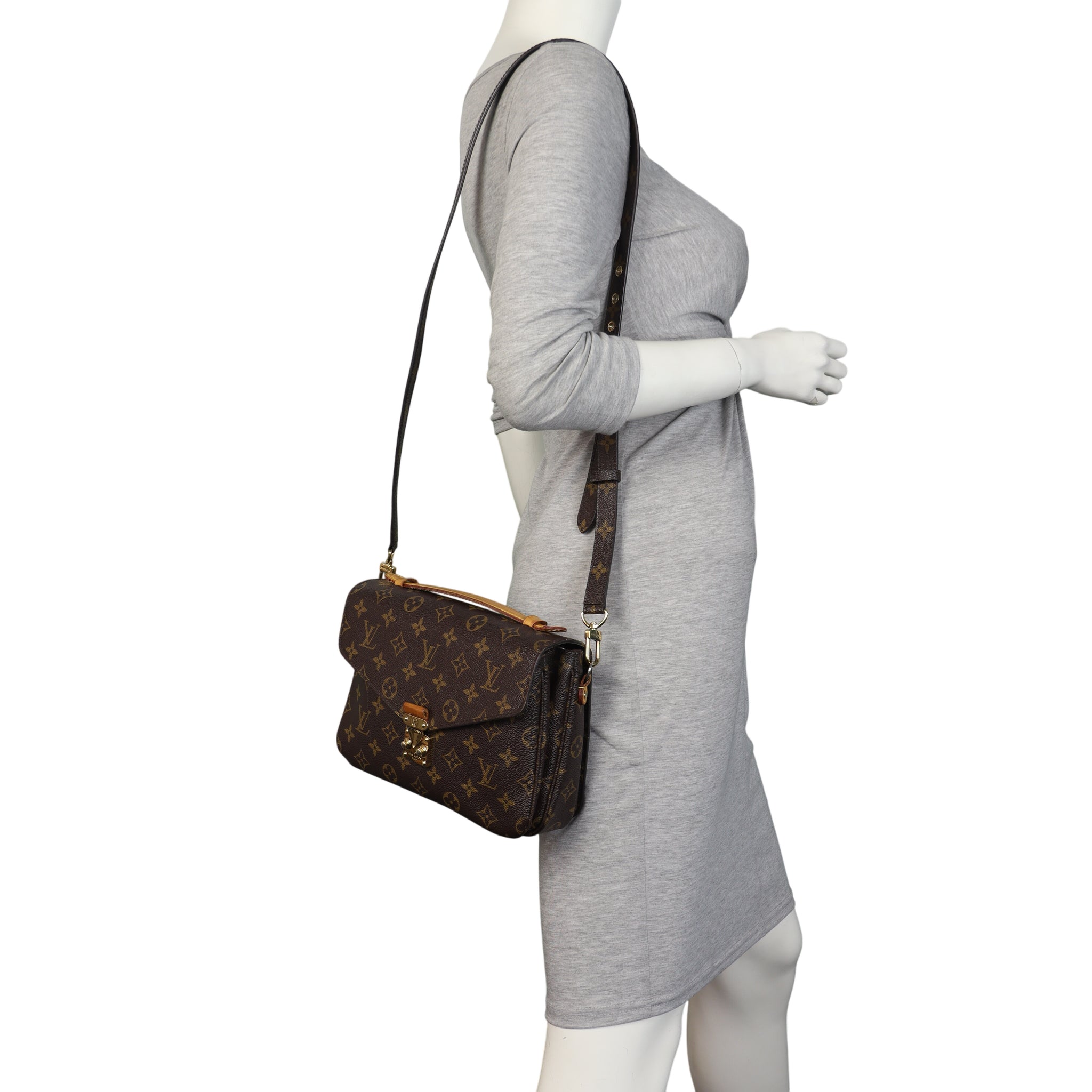 Louis Vuitton Pochette Metis Monogram