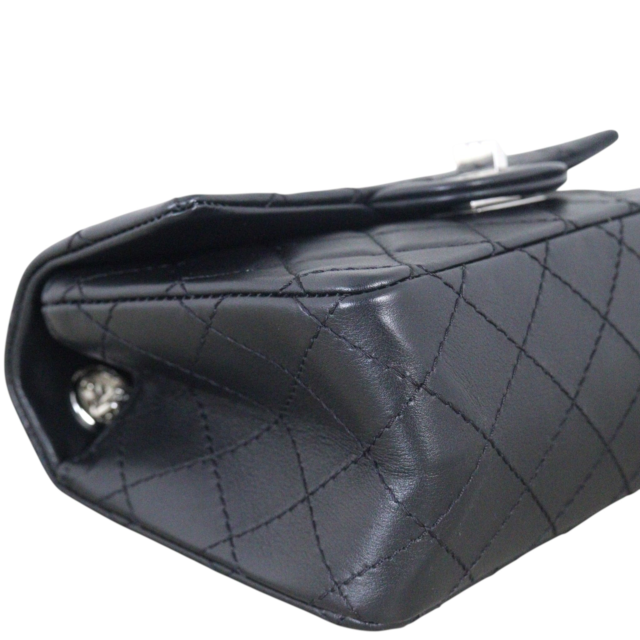 Chanel 2.55 Reissue 224 Single Flap Bag