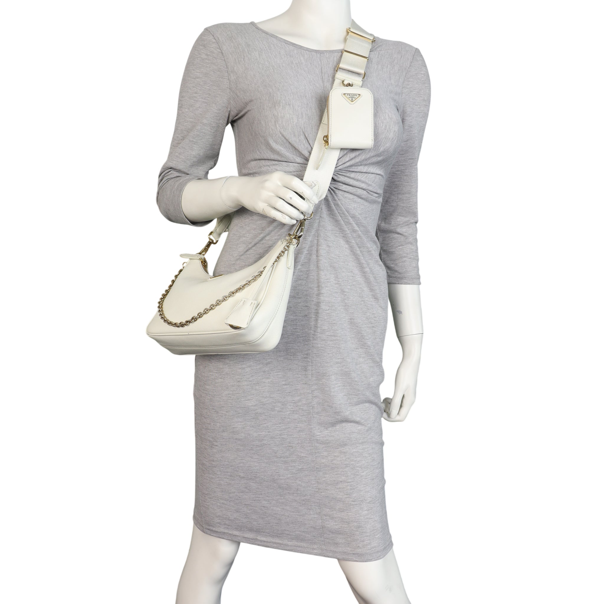 Prada Re-edition 2005 Saffiano Shoulder Bag
