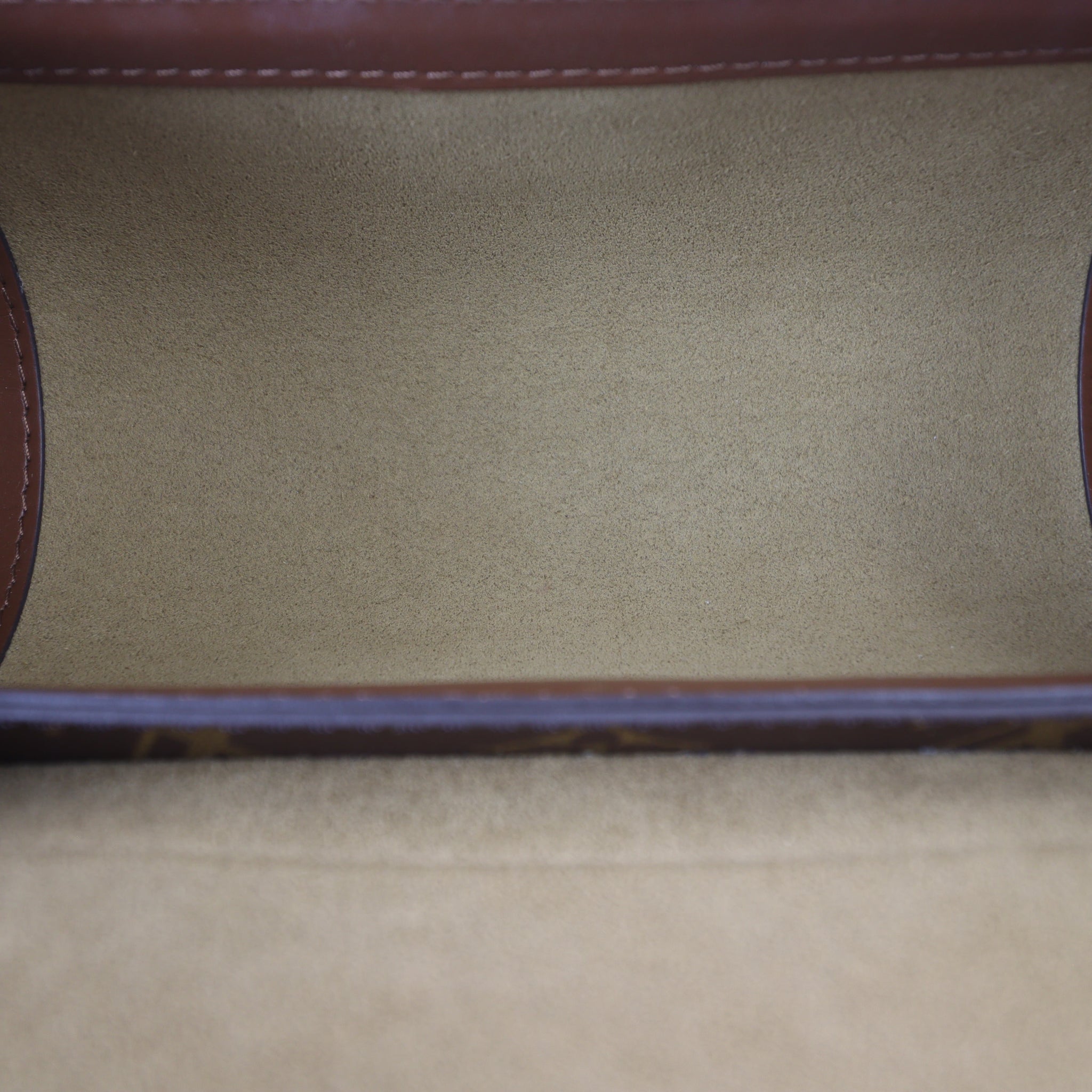 Louis Vuitton Papillon Trunk Monogram