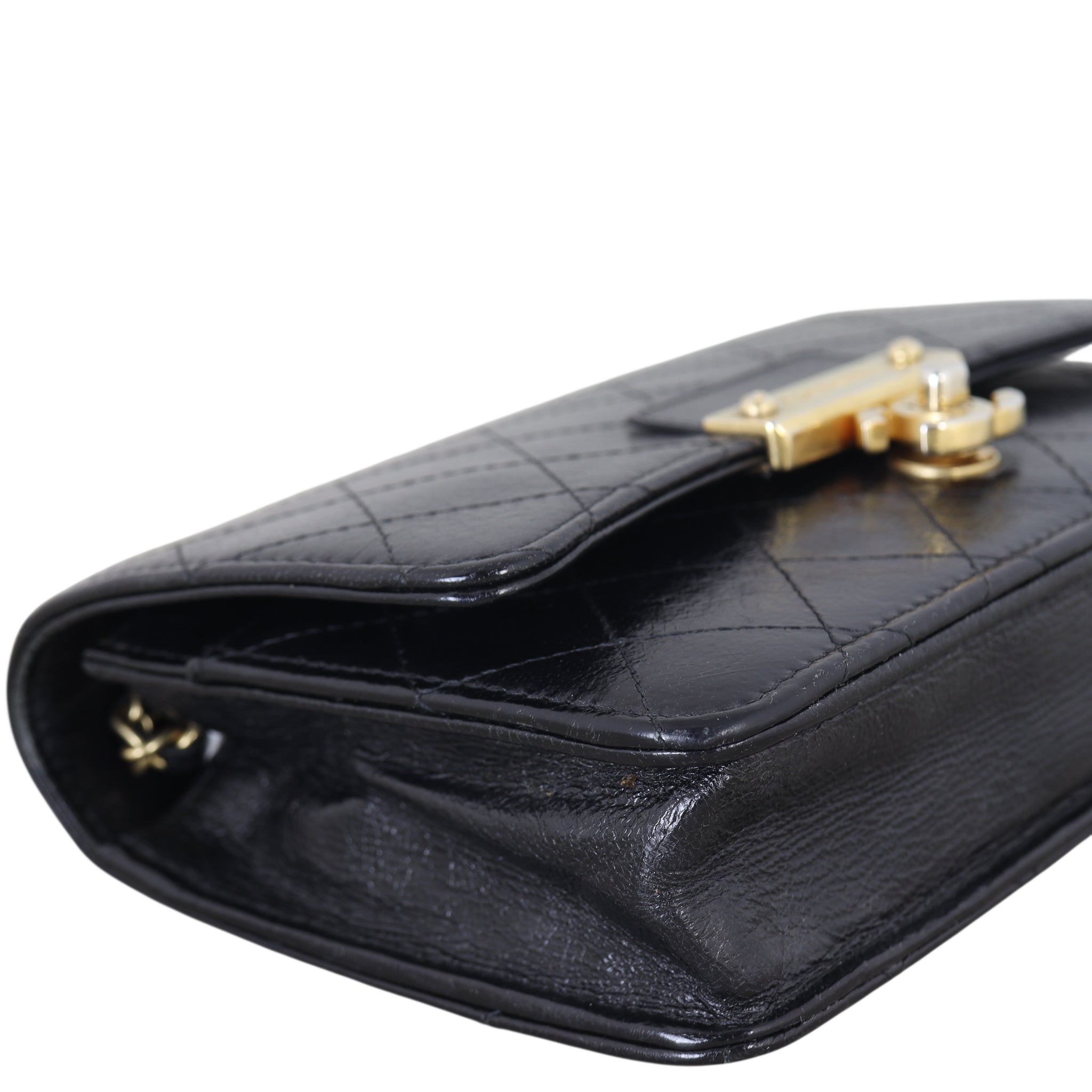 Chanel Golden Class Wallet on Chain