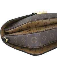 Louis Vuitton Pochette Metis Monogram Reverse