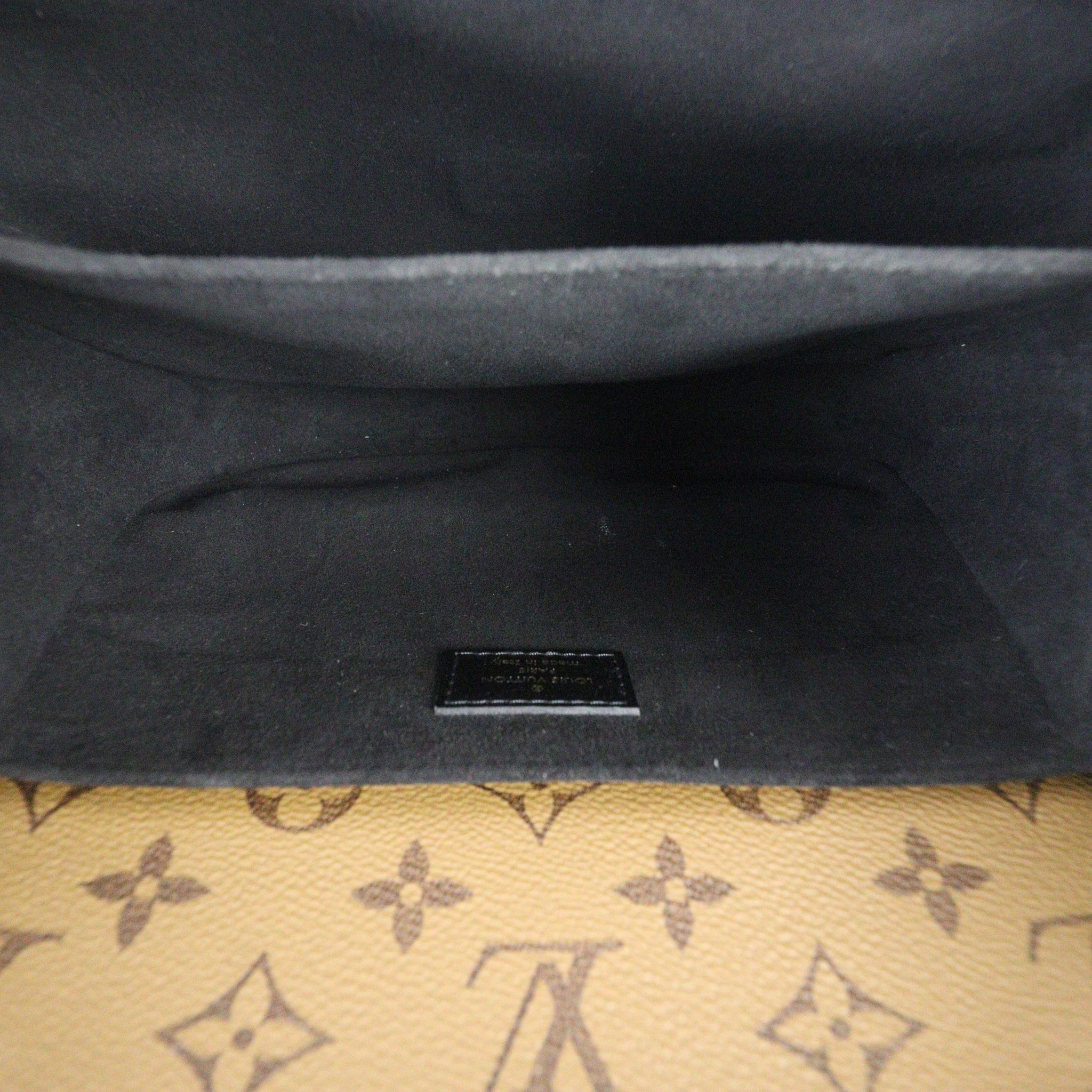 Louis Vuitton Pochette Metis Monogram Reverse