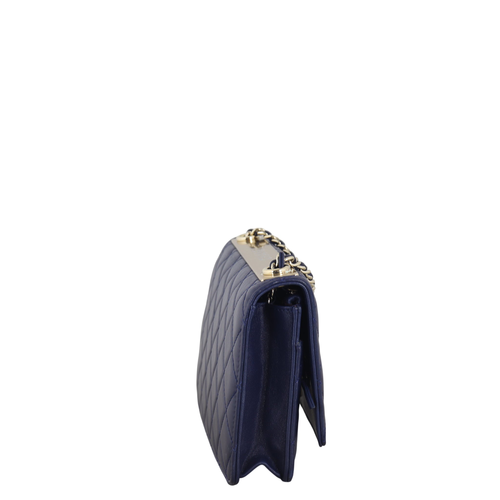 Chanel CC Trendy Wallet on Chain
