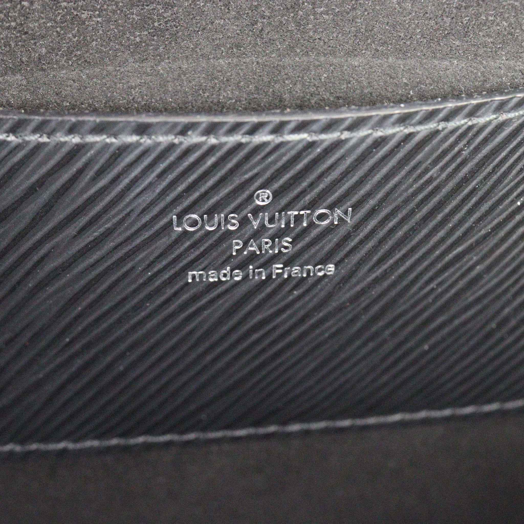 Louis Vuitton Twist MM Epi