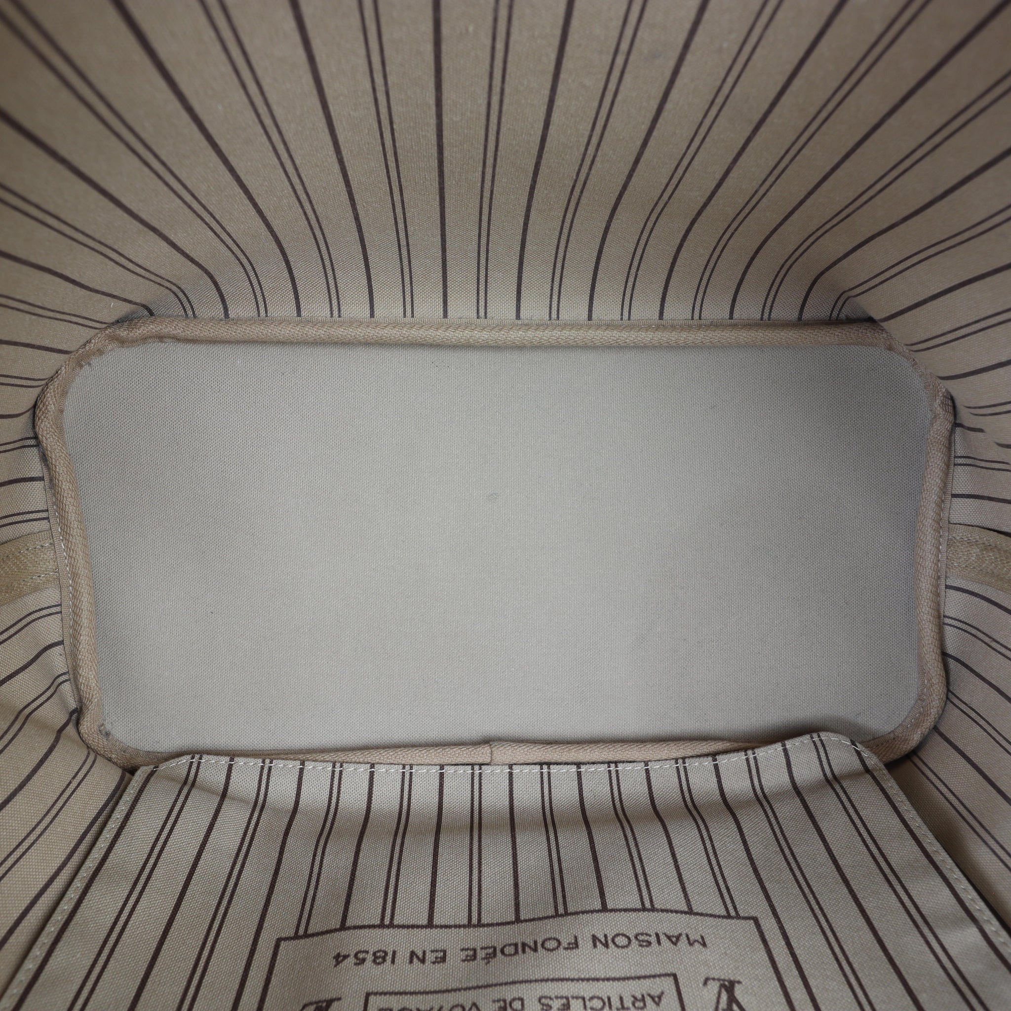 Louis Vuitton Neverfull MM Monogram