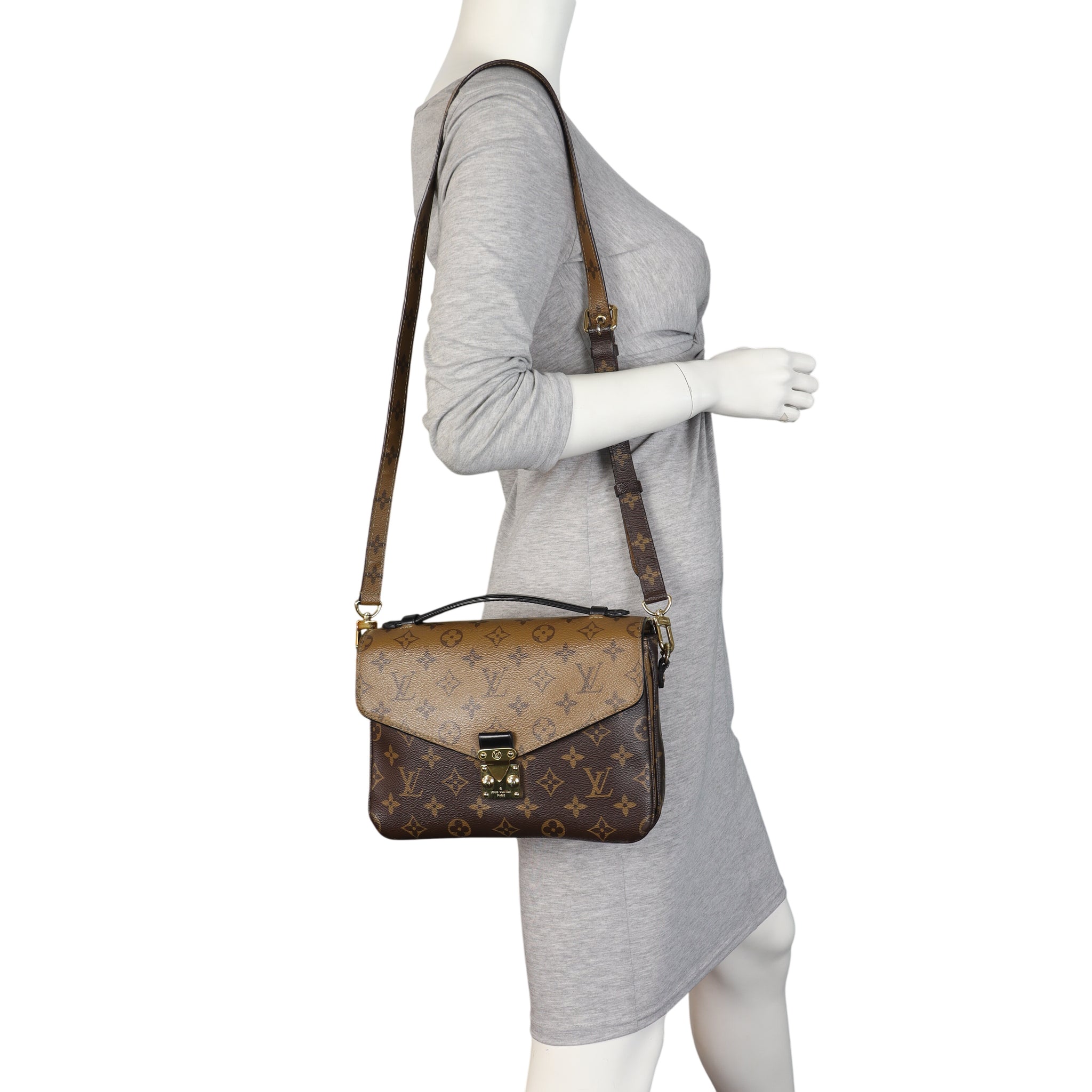 Louis Vuitton Pochette Metis Monogram Reverse