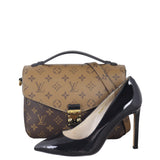 Louis Vuitton Pochette Metis Monogram Reverse