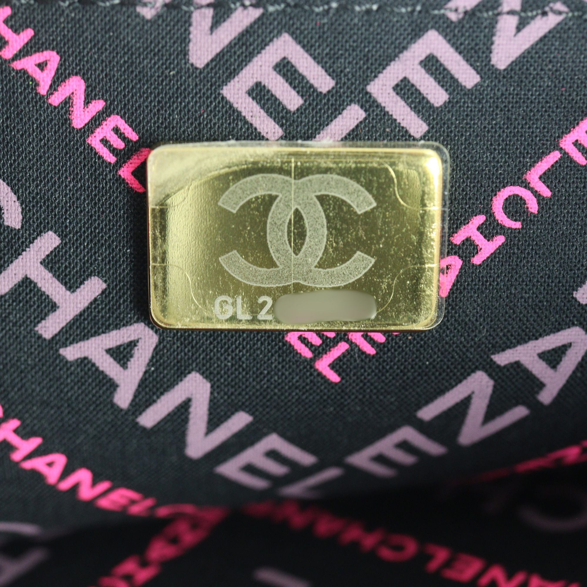 Chanel Classic Wallet on Chain