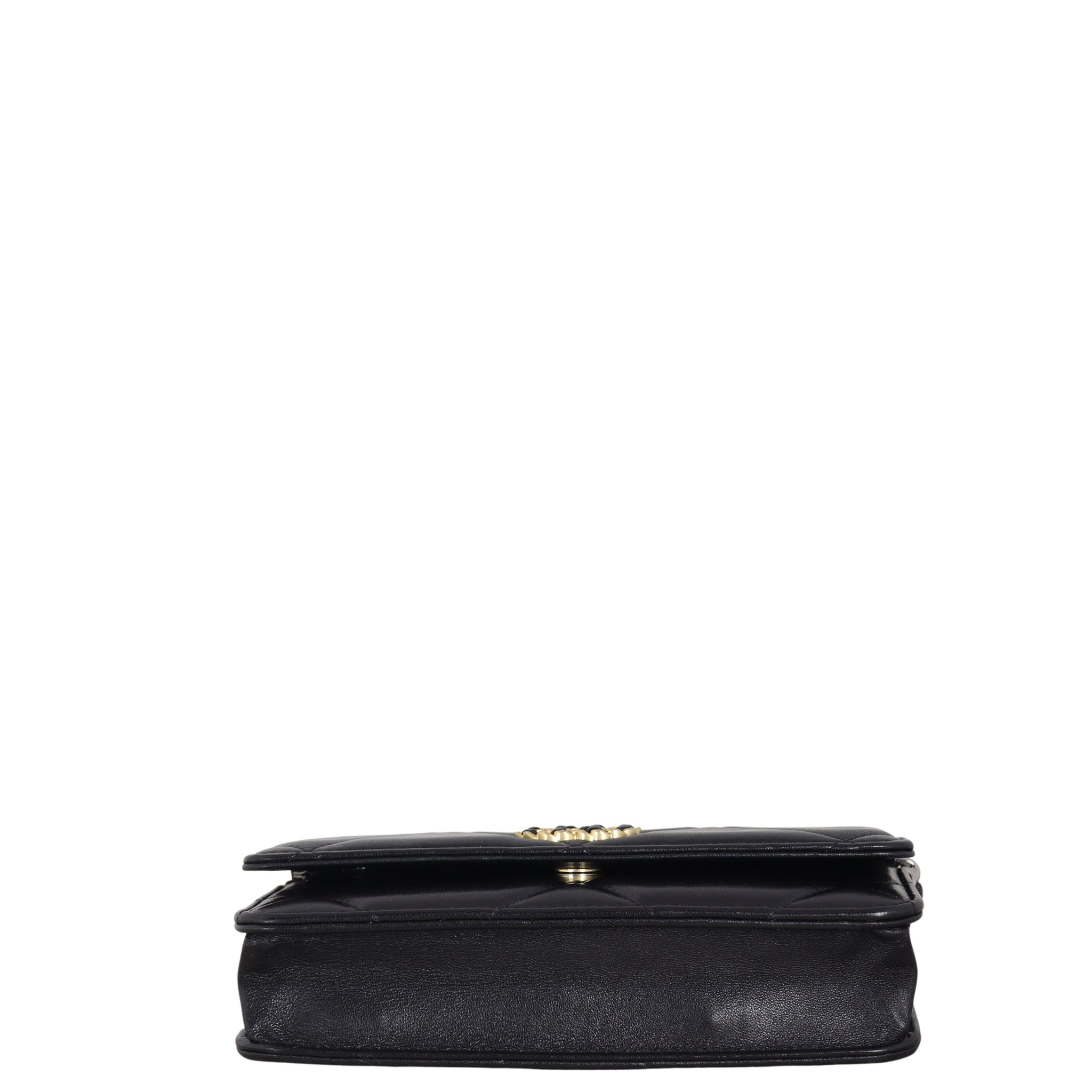 Chanel 19 Wallet on Chain
