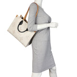 Louis Vuitton OnTheGo MM Monogram Giant Dune