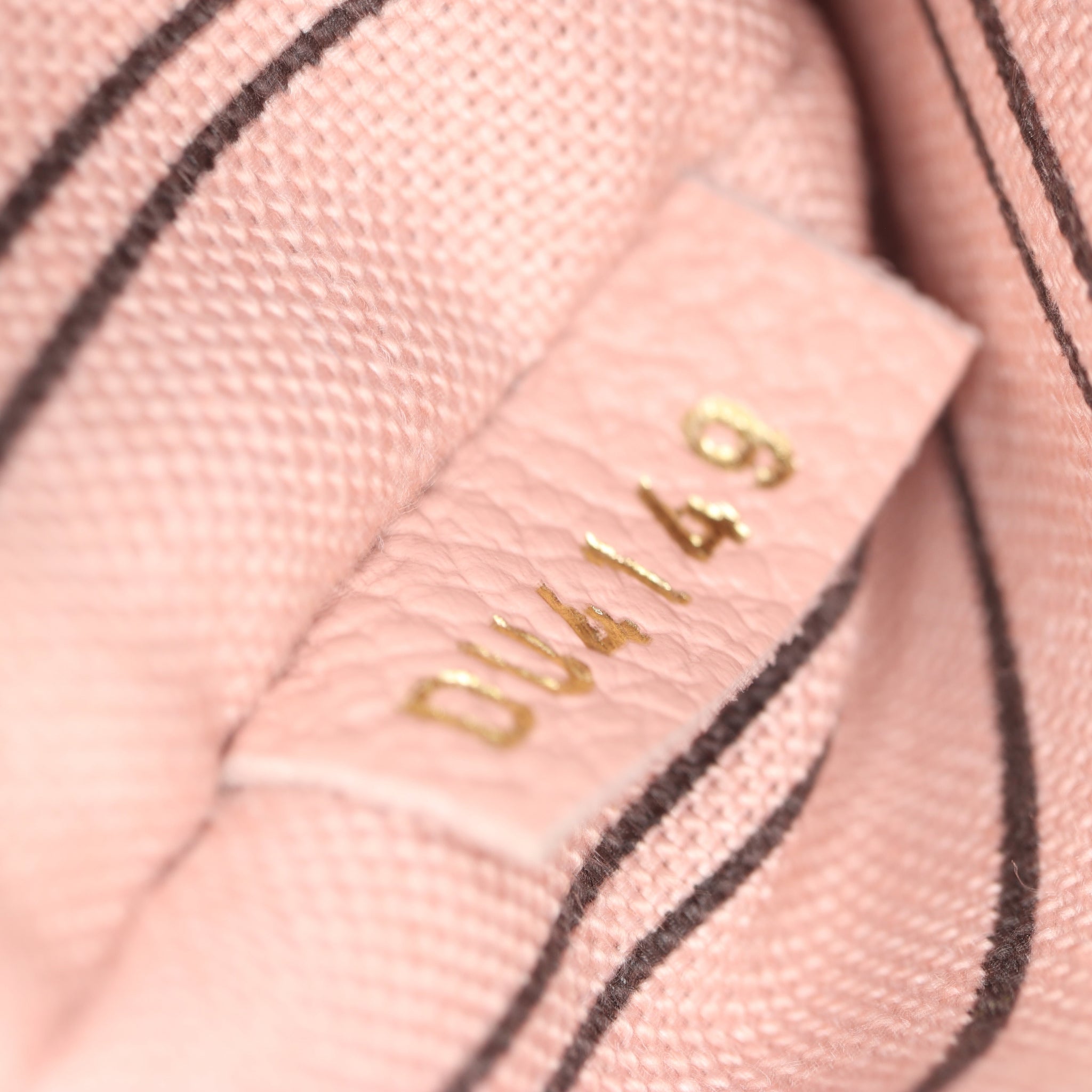 Louis Vuitton Pochette Metis Monogram Empreinte