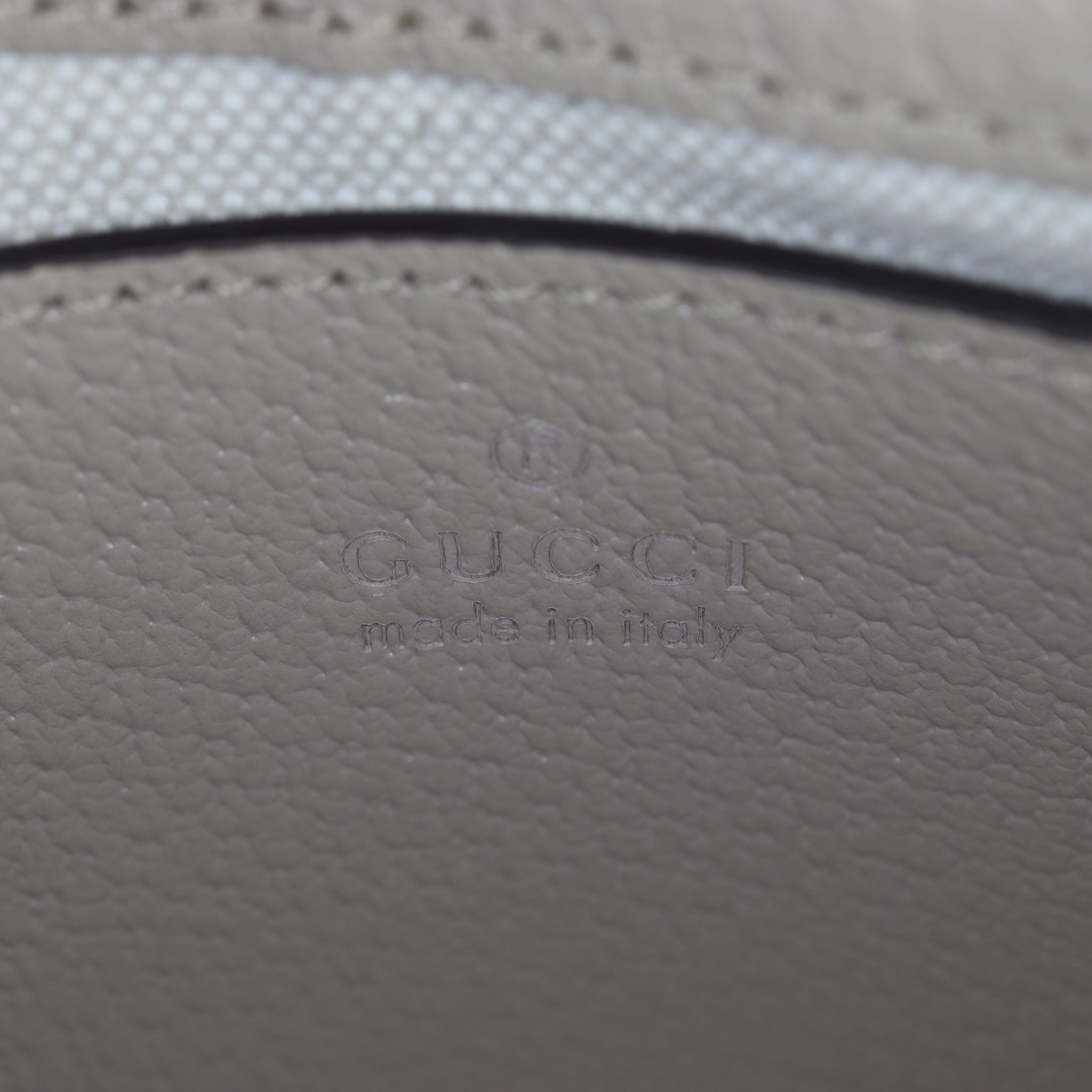 Gucci GG Supreme Ophidia Shoulder Bag Small