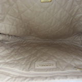 Chanel 22 Hobo Small