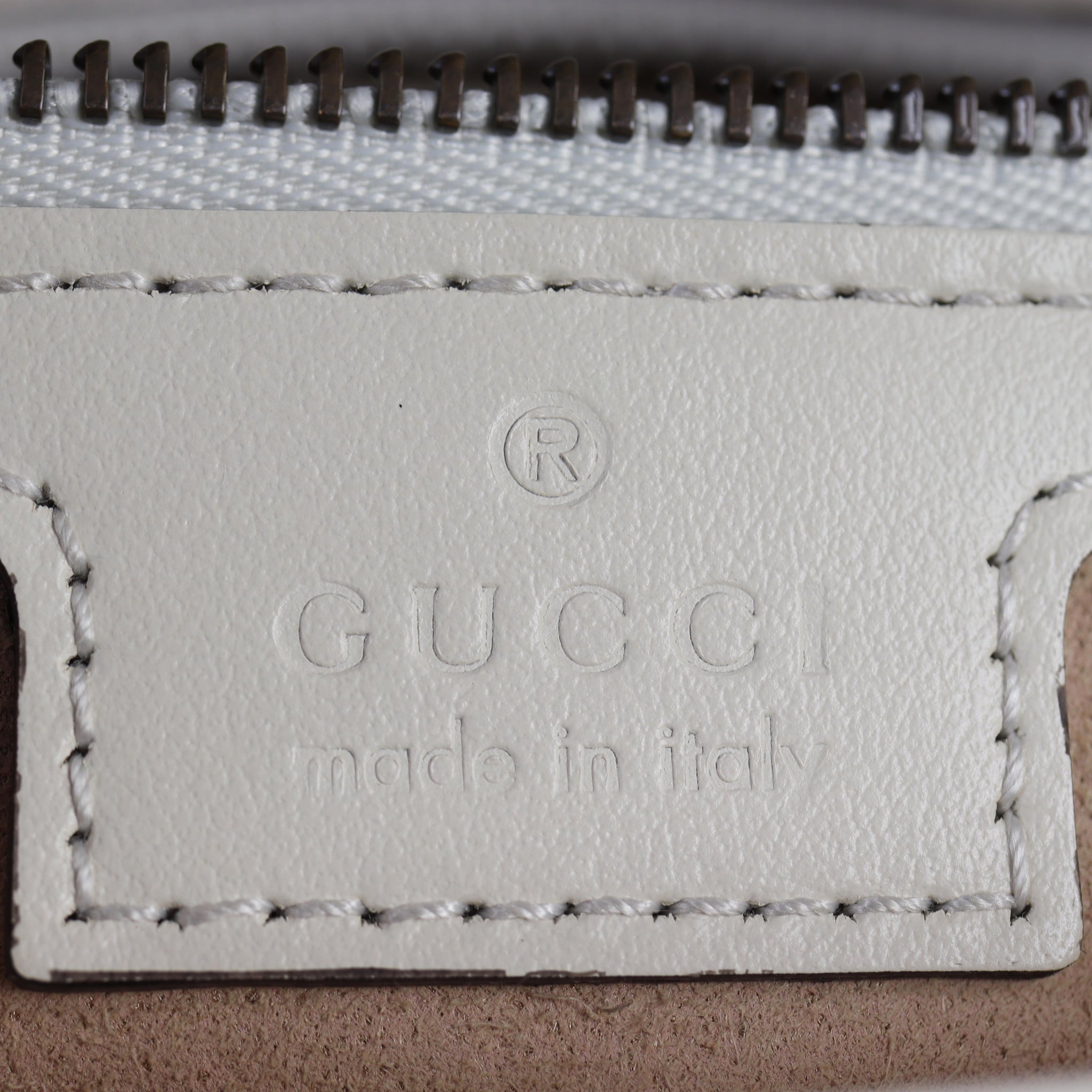 Gucci GG Marmont Matelasse Medium Shoulder Bag