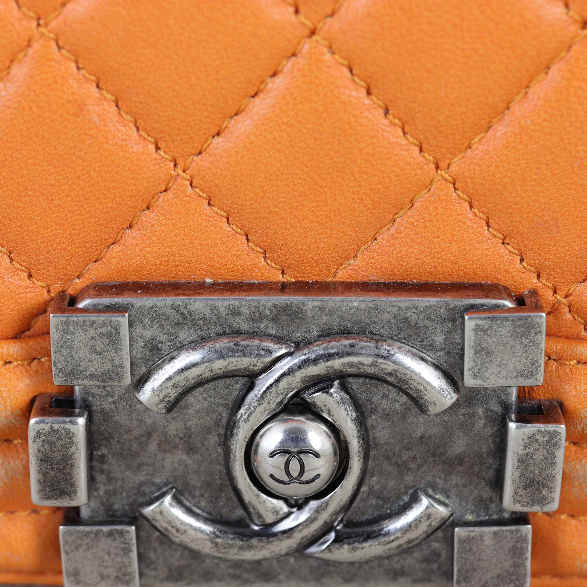 Chanel Boy Old Medium