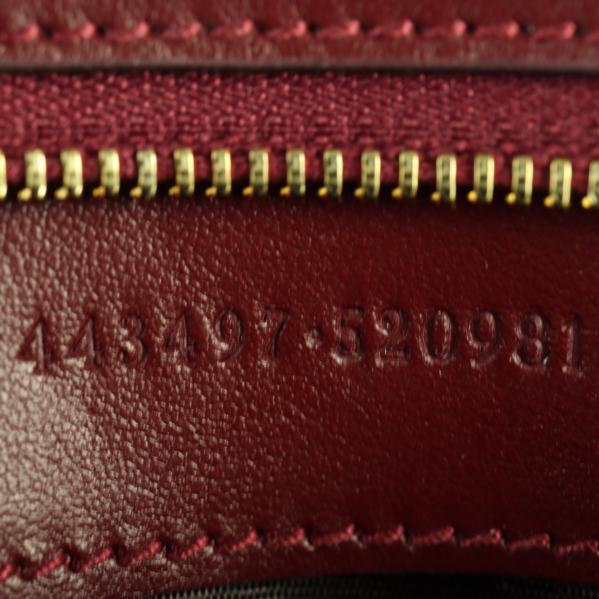 Gucci GG Marmont Matelasse Medium Shoulder Bag