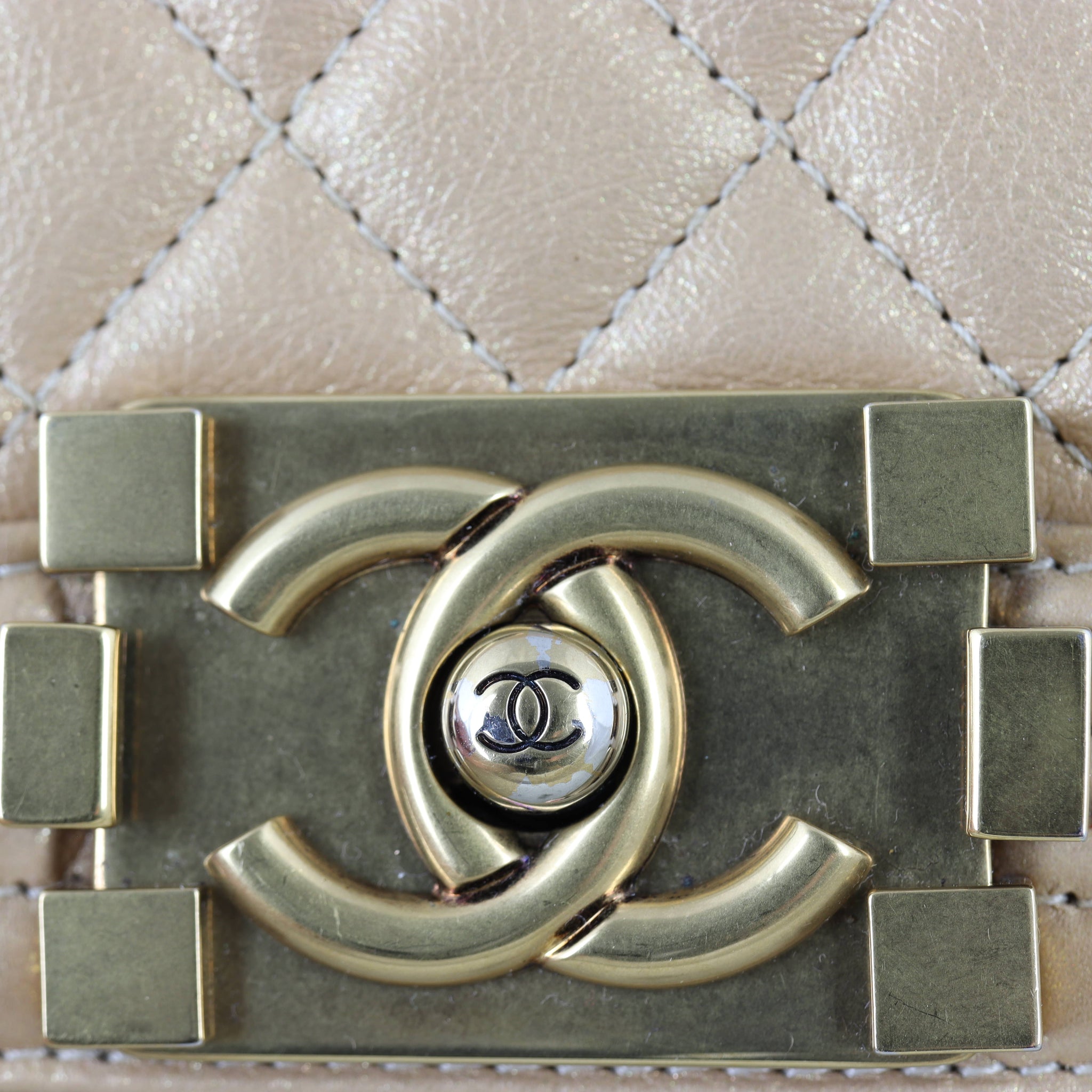 Chanel Boy Old Medium