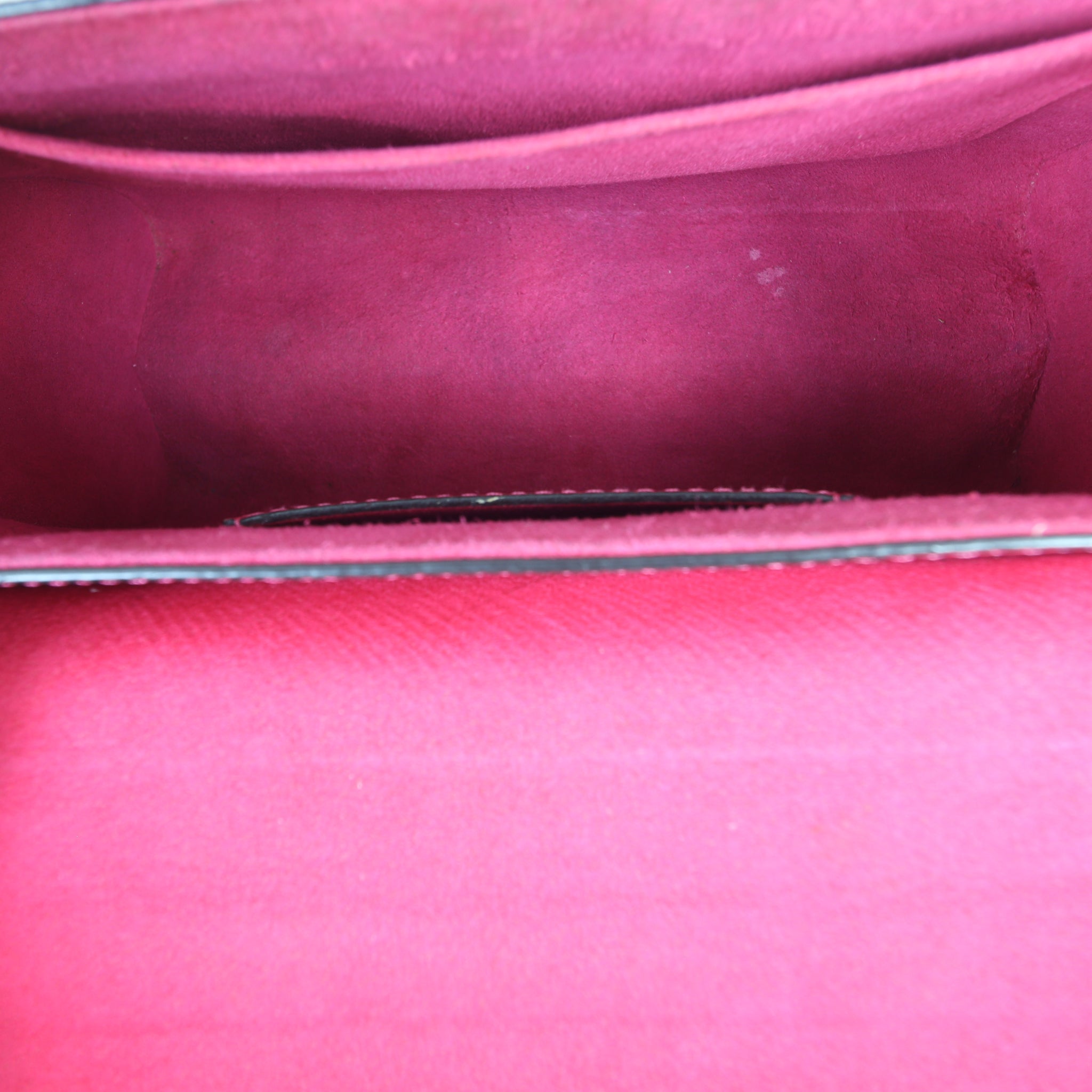 Louis Vuitton Twist MM Epi