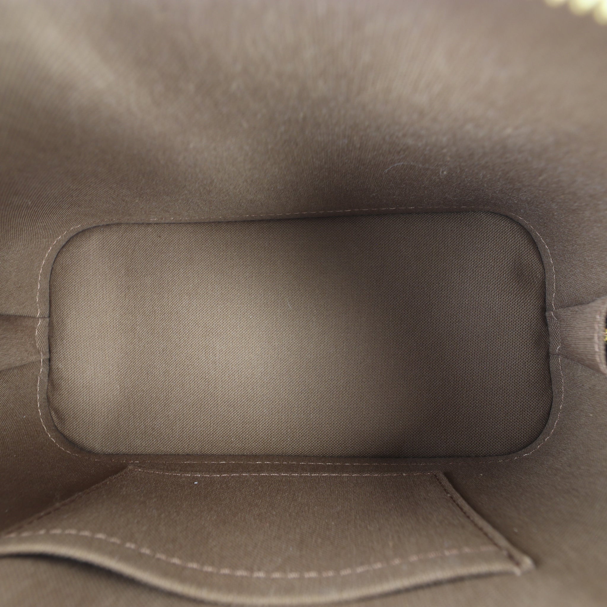 Louis Vuitton Alma BB Monogram