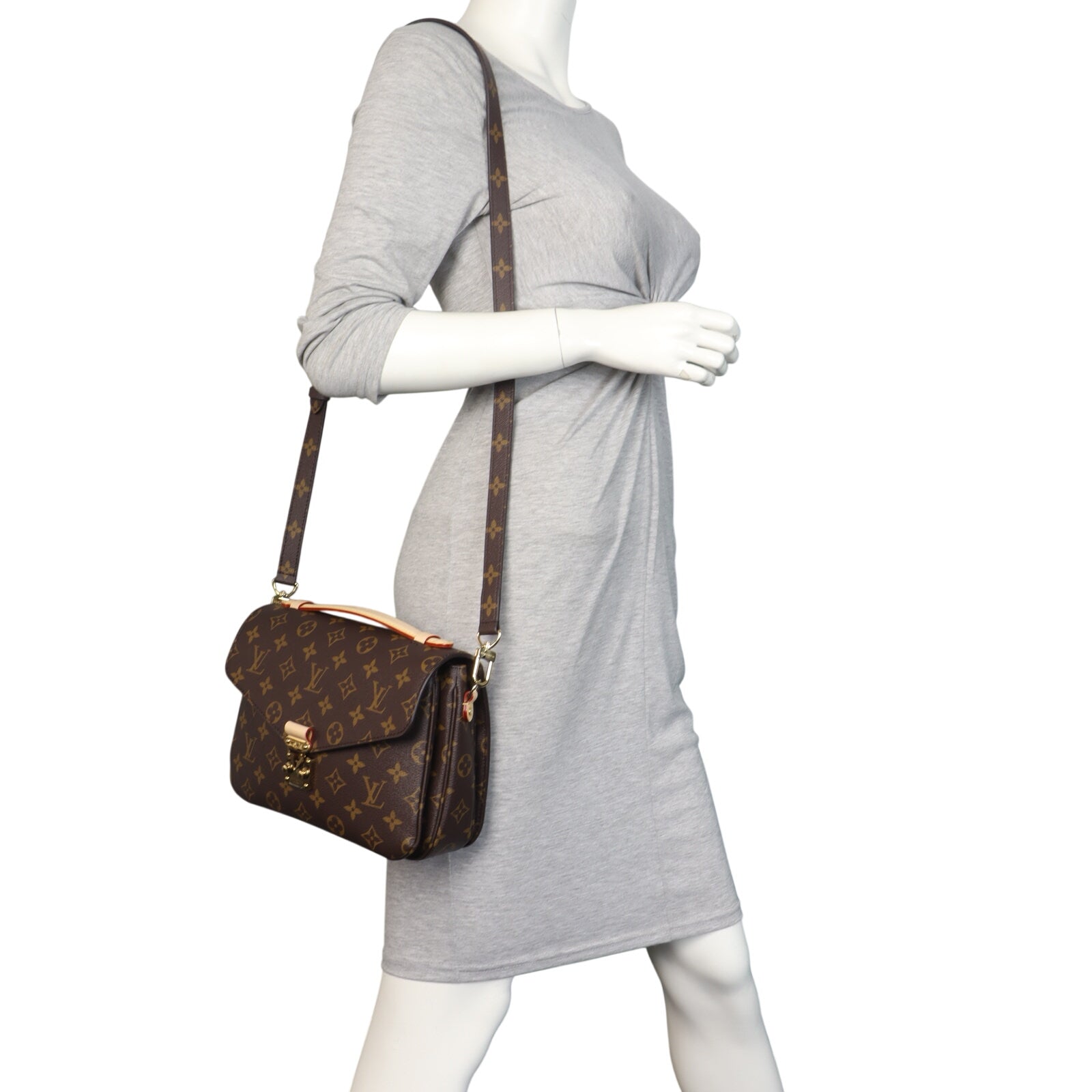 Louis Vuitton Pochette Metis Monogram