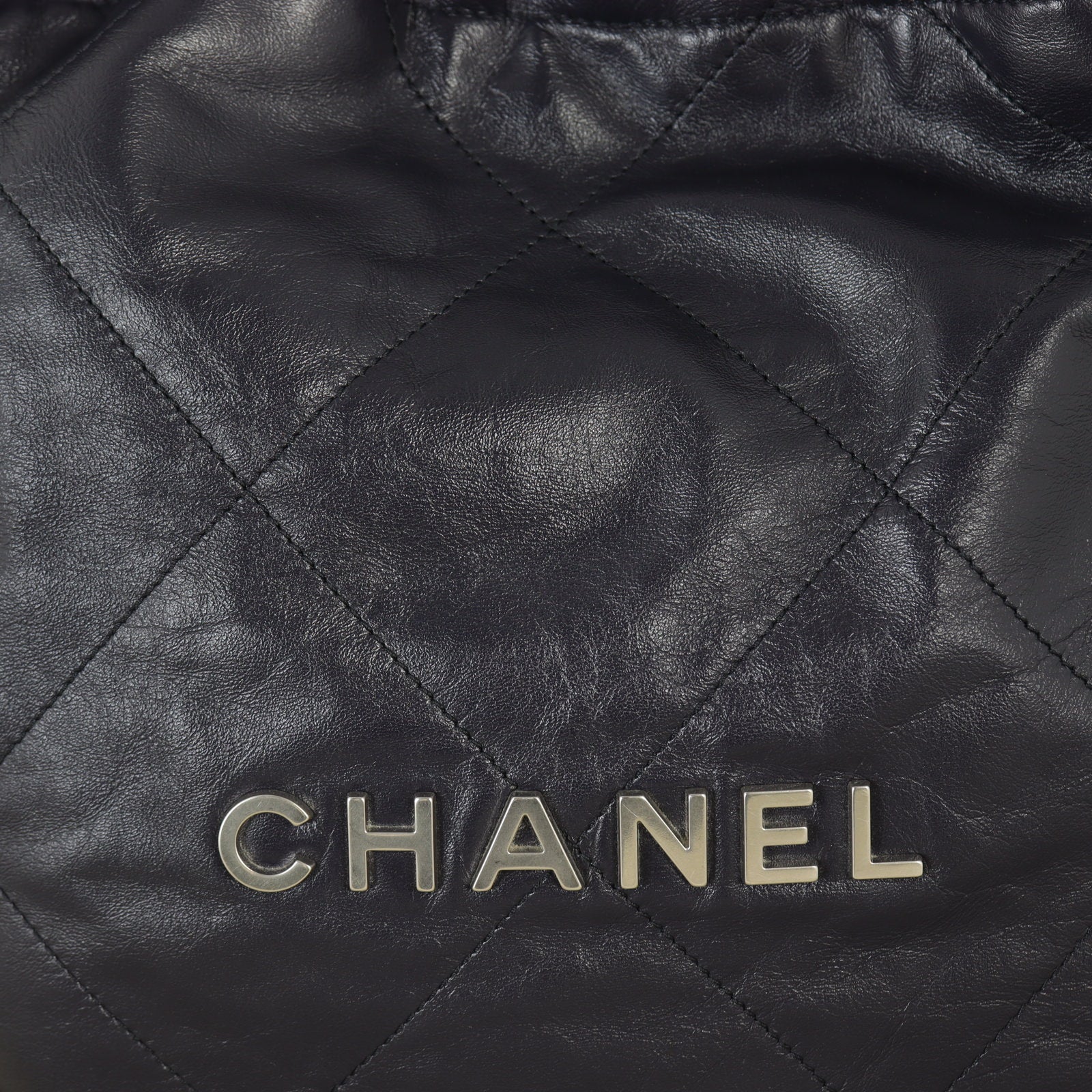 Chanel 22 Hobo Small