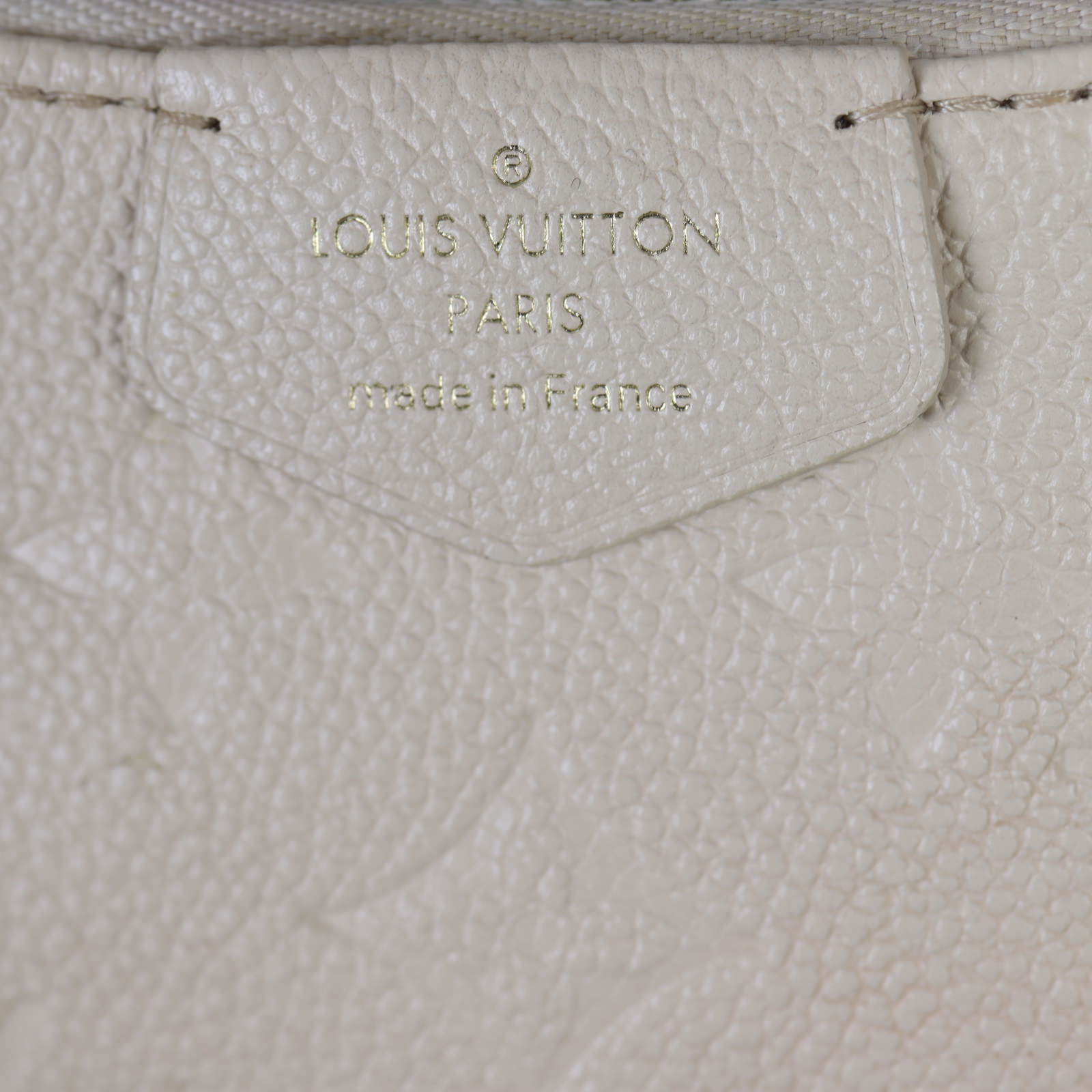 Louis Vuitton LV Easy Pouch on Strap