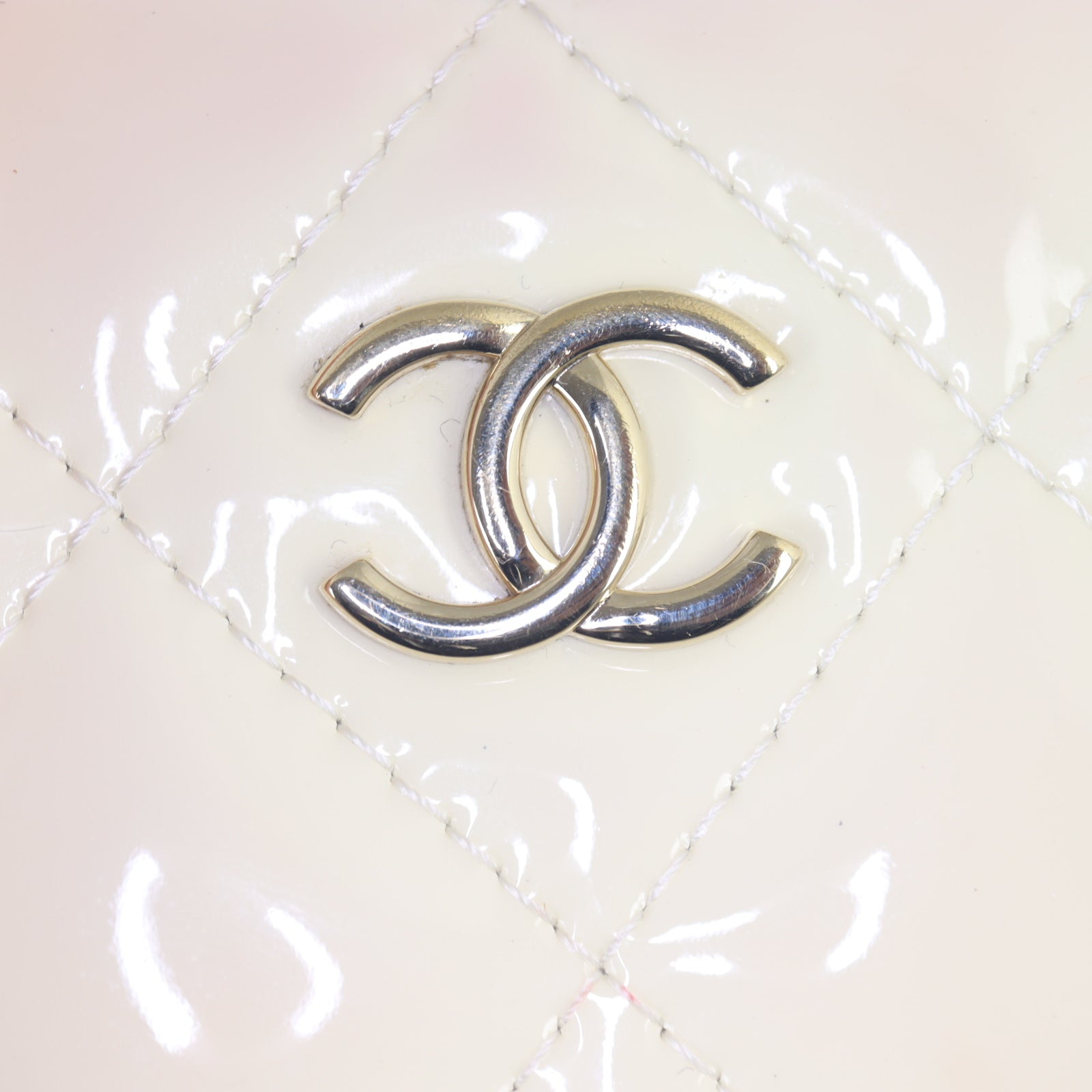 Chanel CC Double Heart Clutch With Chain