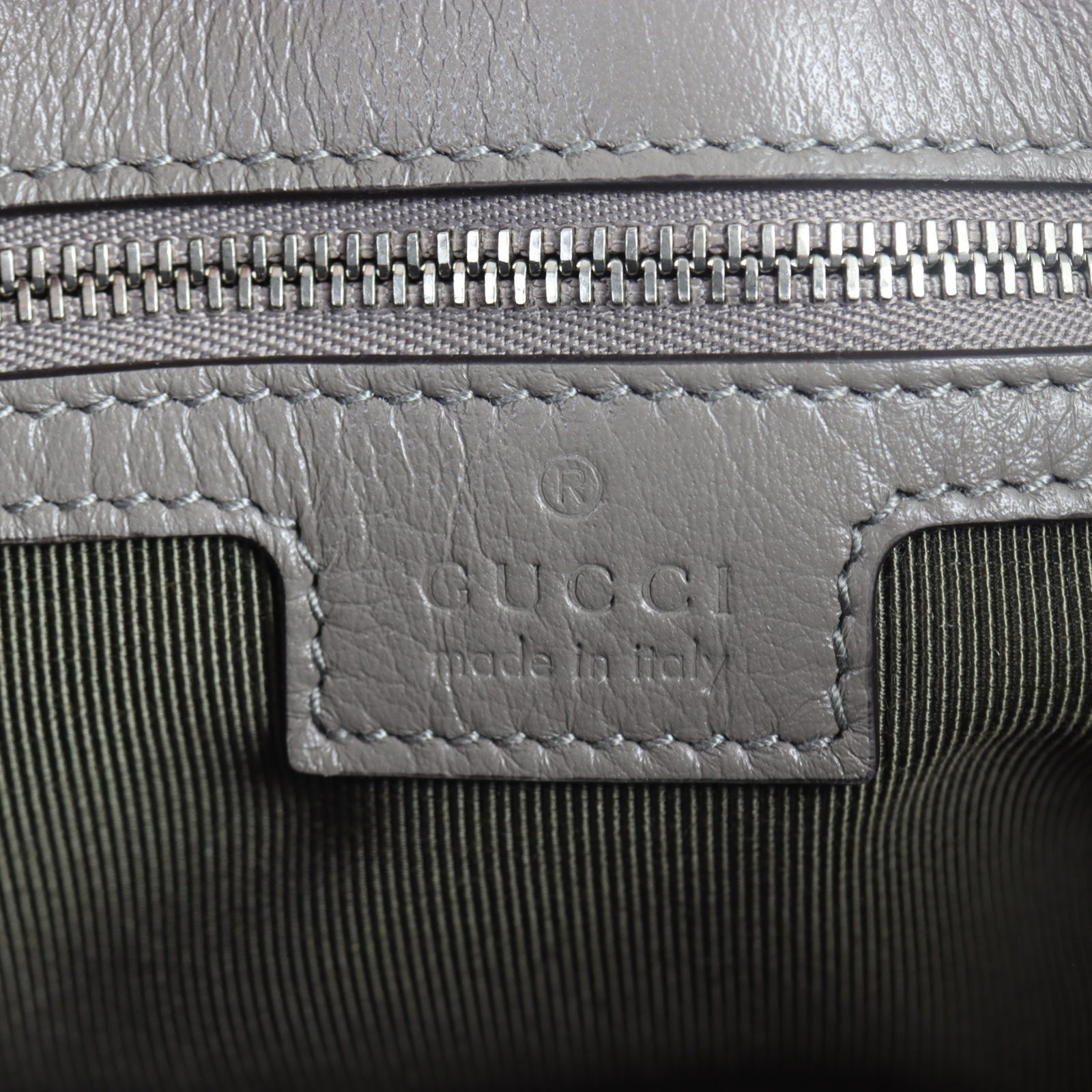 Gucci GG Marmont Matelasse Medium Shoulder Bag