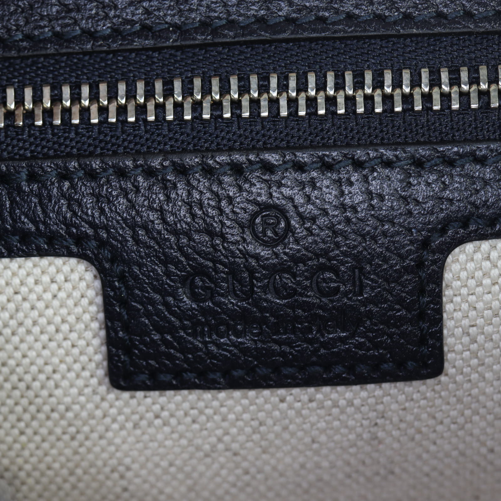 Gucci Ophidia GG Supreme Flap Shoulder Bag