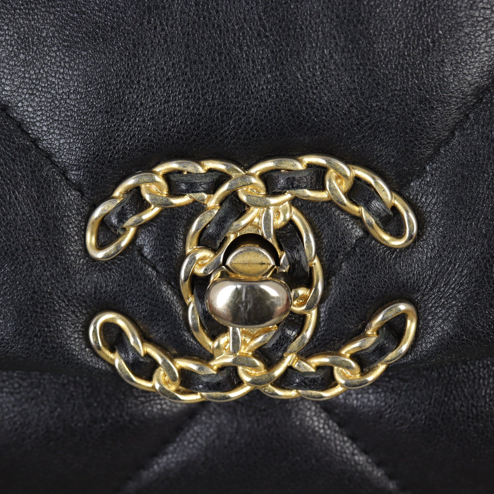 Chanel 19 Flap Bag Medium
