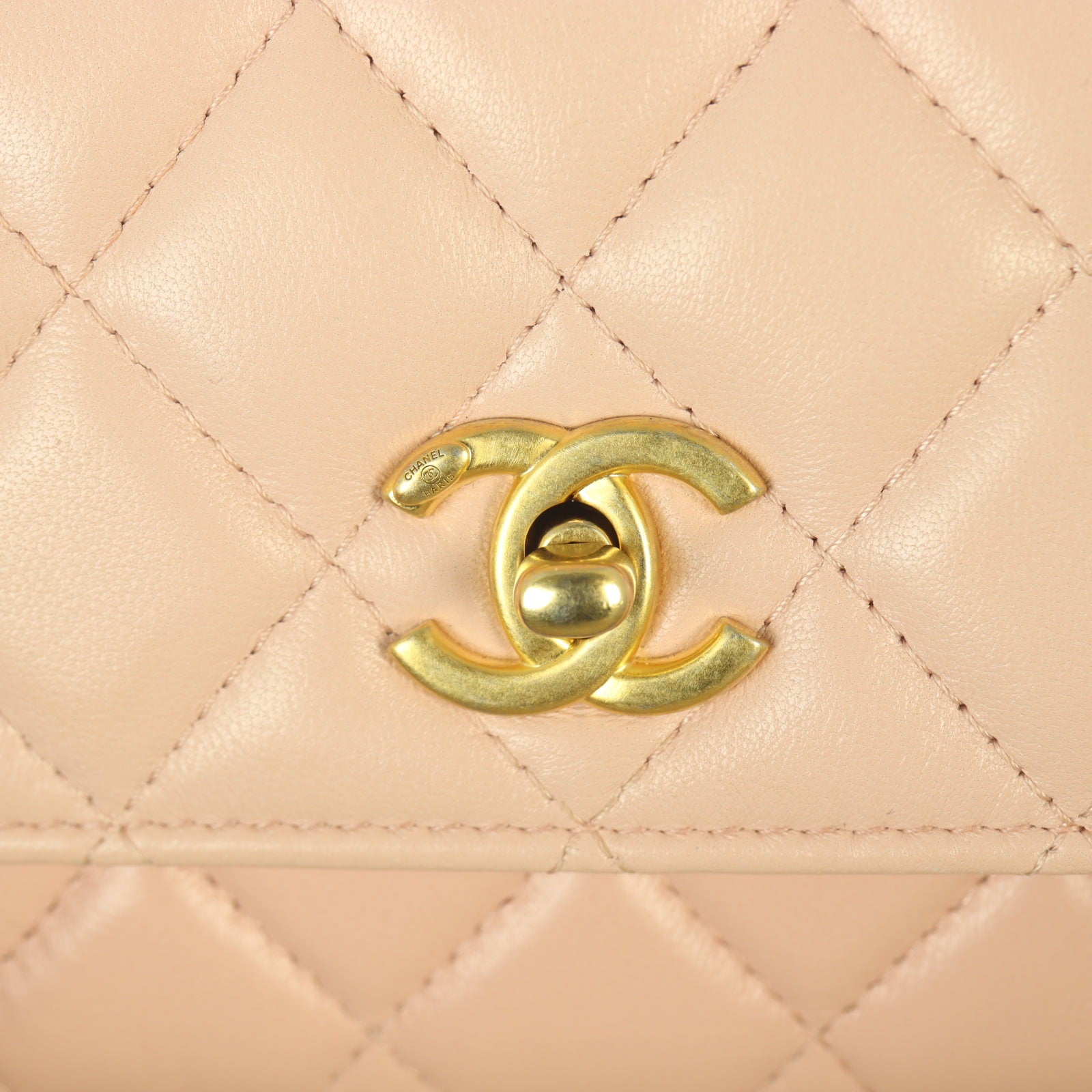 Chanel Classic Wallet on Chain