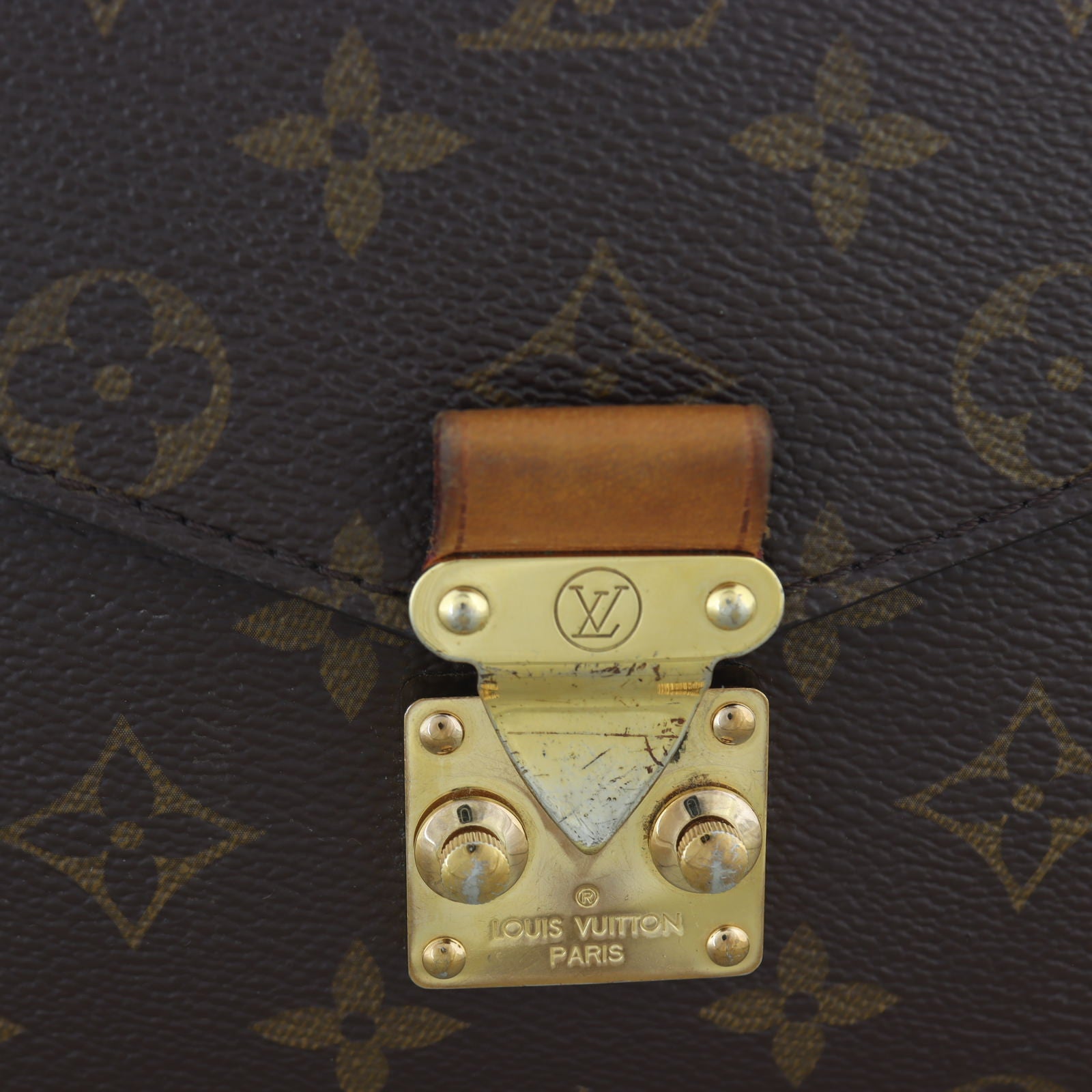 Louis Vuitton Pochette Metis Monogram