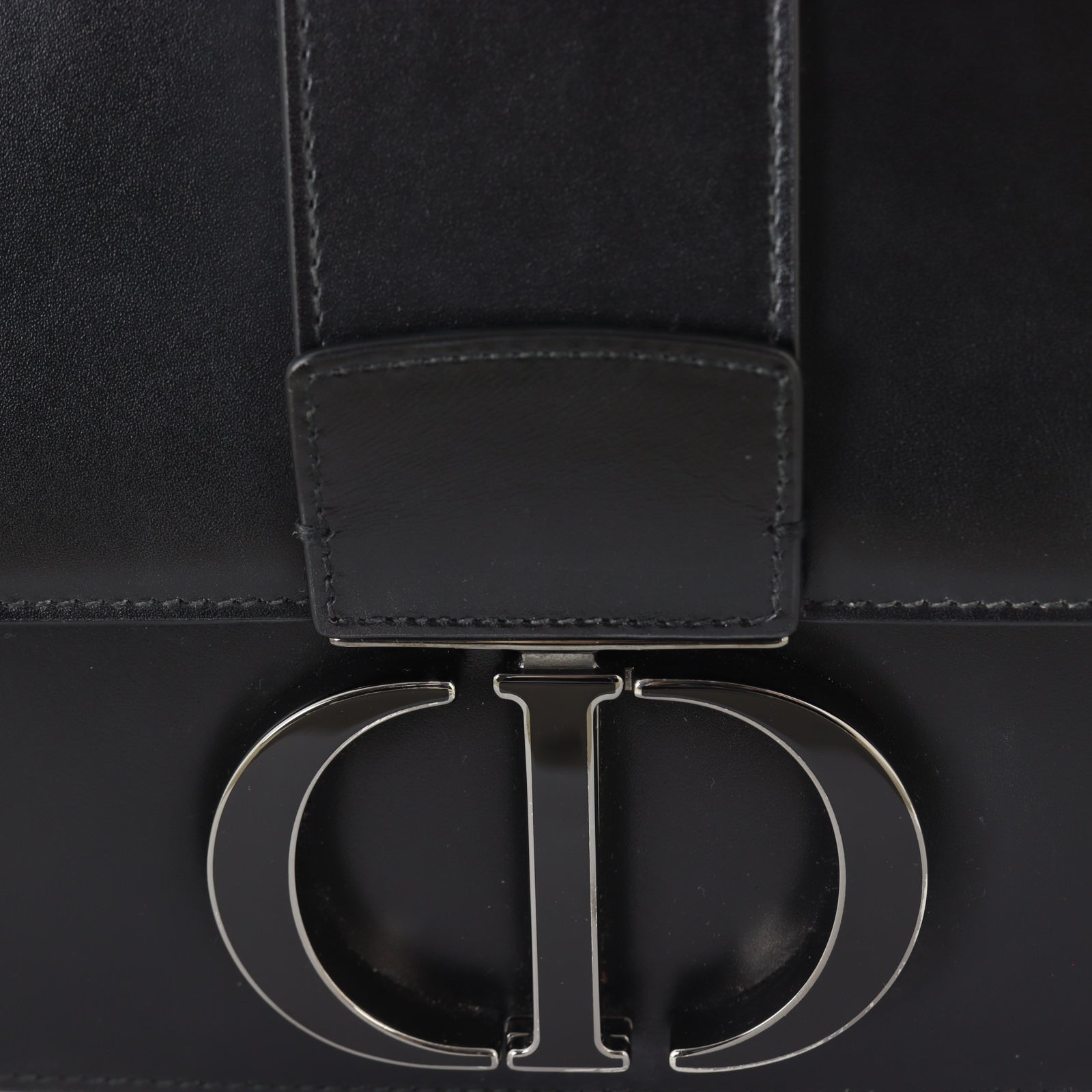 Dior 30 Montaigne Bag