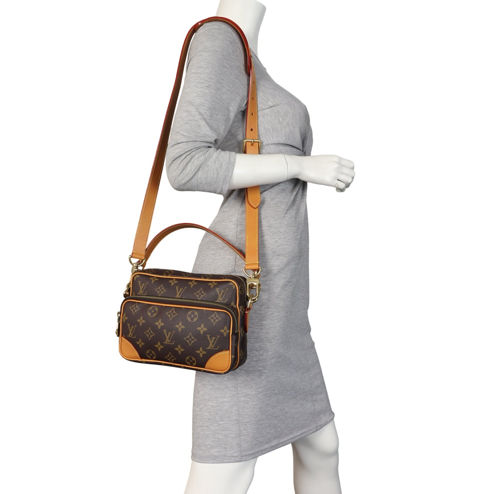 Louis Vuitton Nil Monogram