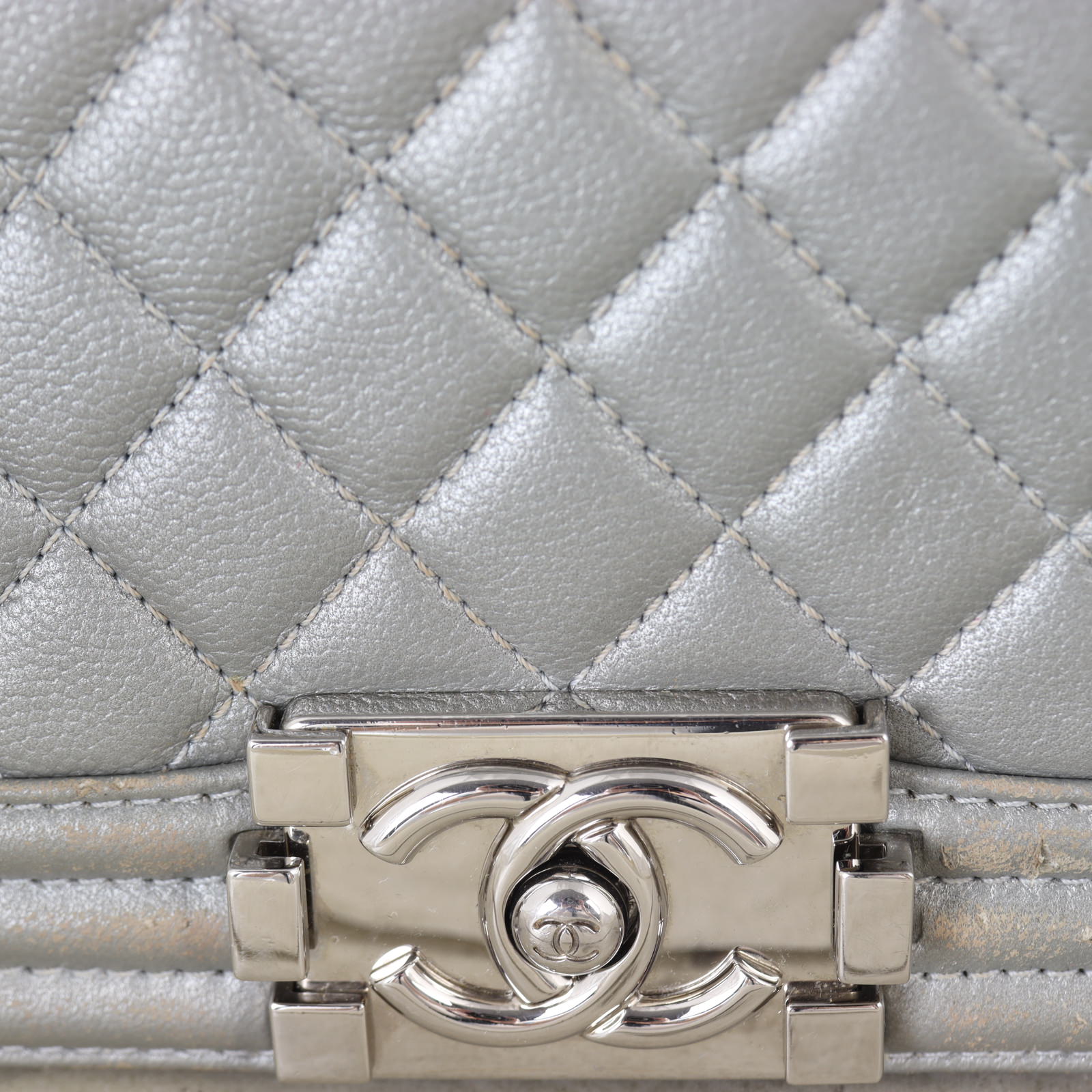 Chanel Boy Old Medium