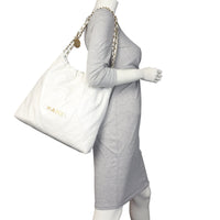 Chanel 22 Hobo Medium