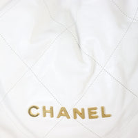 Chanel 22 Hobo Medium