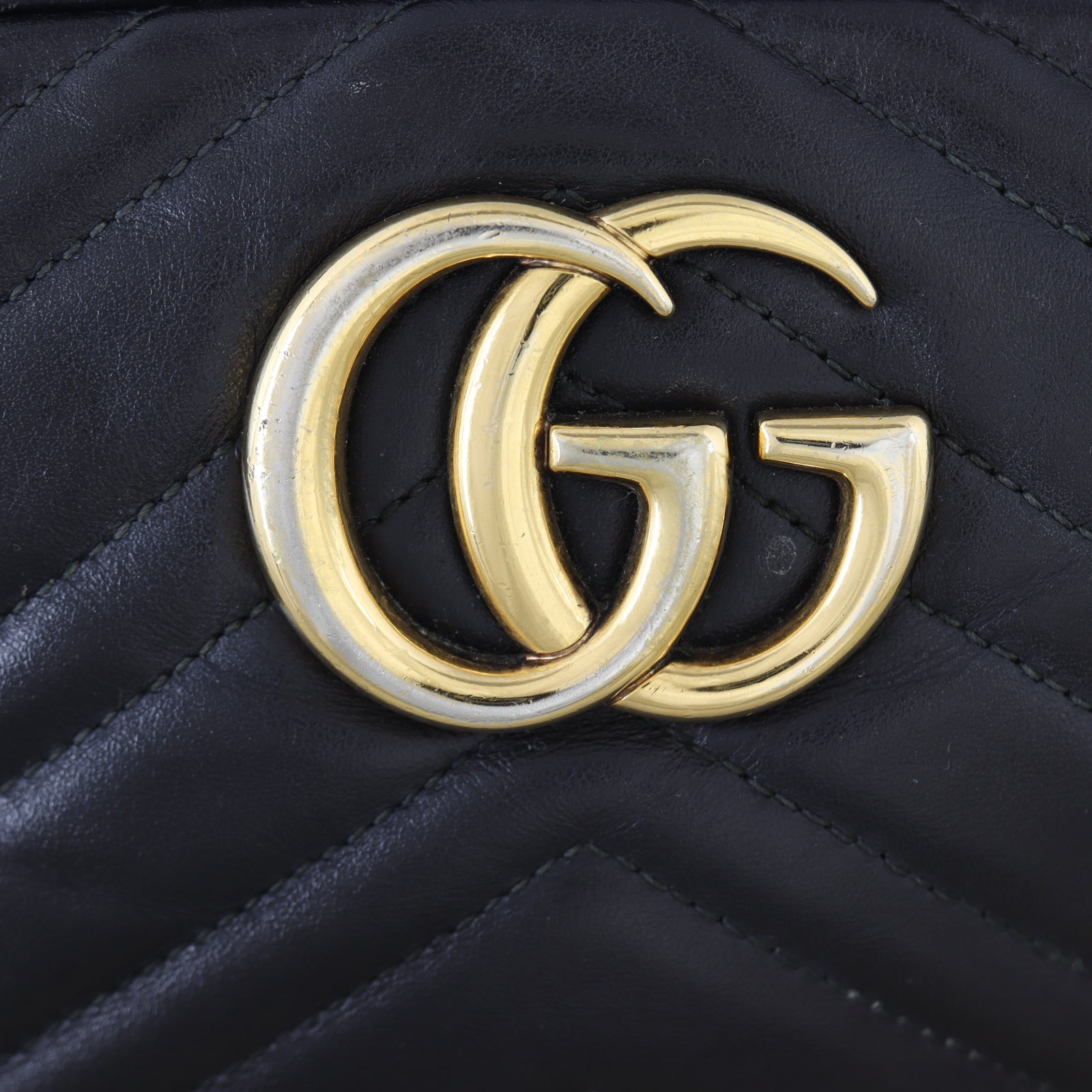 Gucci GG Marmont Small Camera Bag
