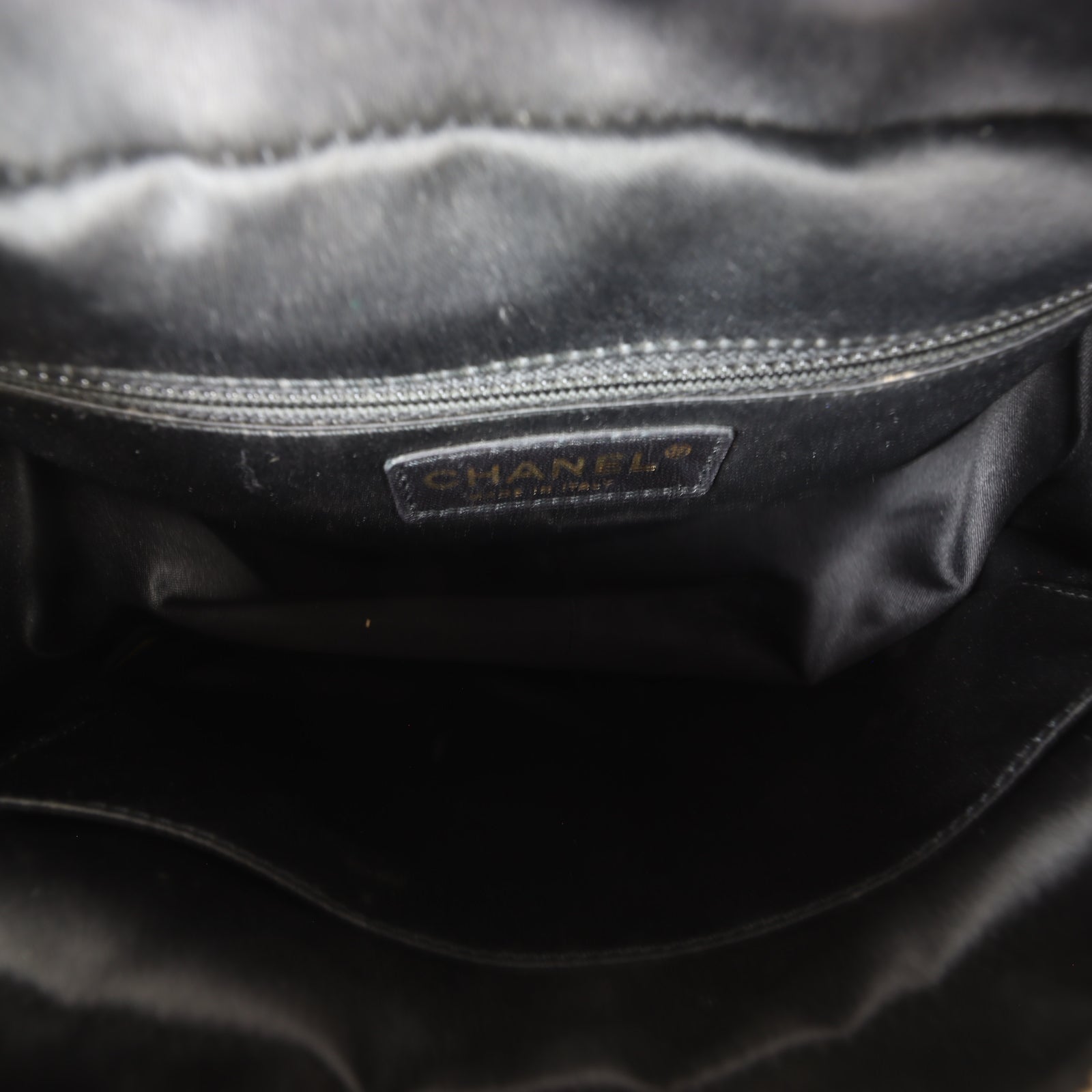 Chanel Petite Shopping Tote