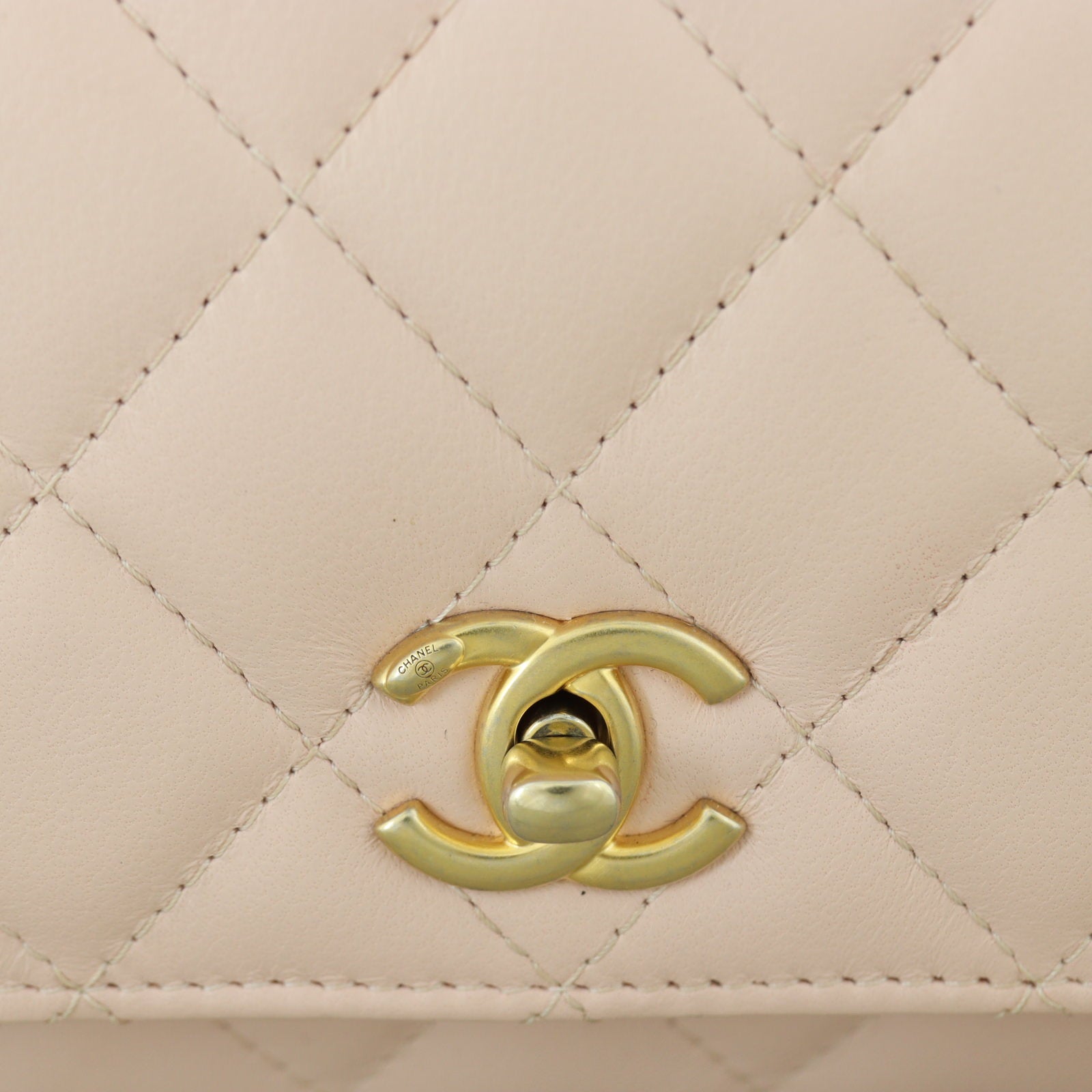 Chanel Pearl Crush Wallet on Chain