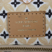 Louis Vuitton OnTheGo MM Monogram Giant By The Pool